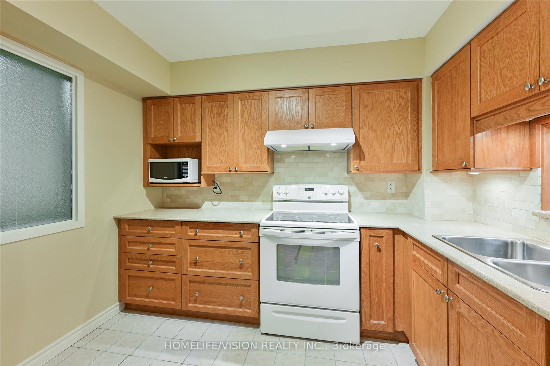 115 Bonis Avenue, #308
