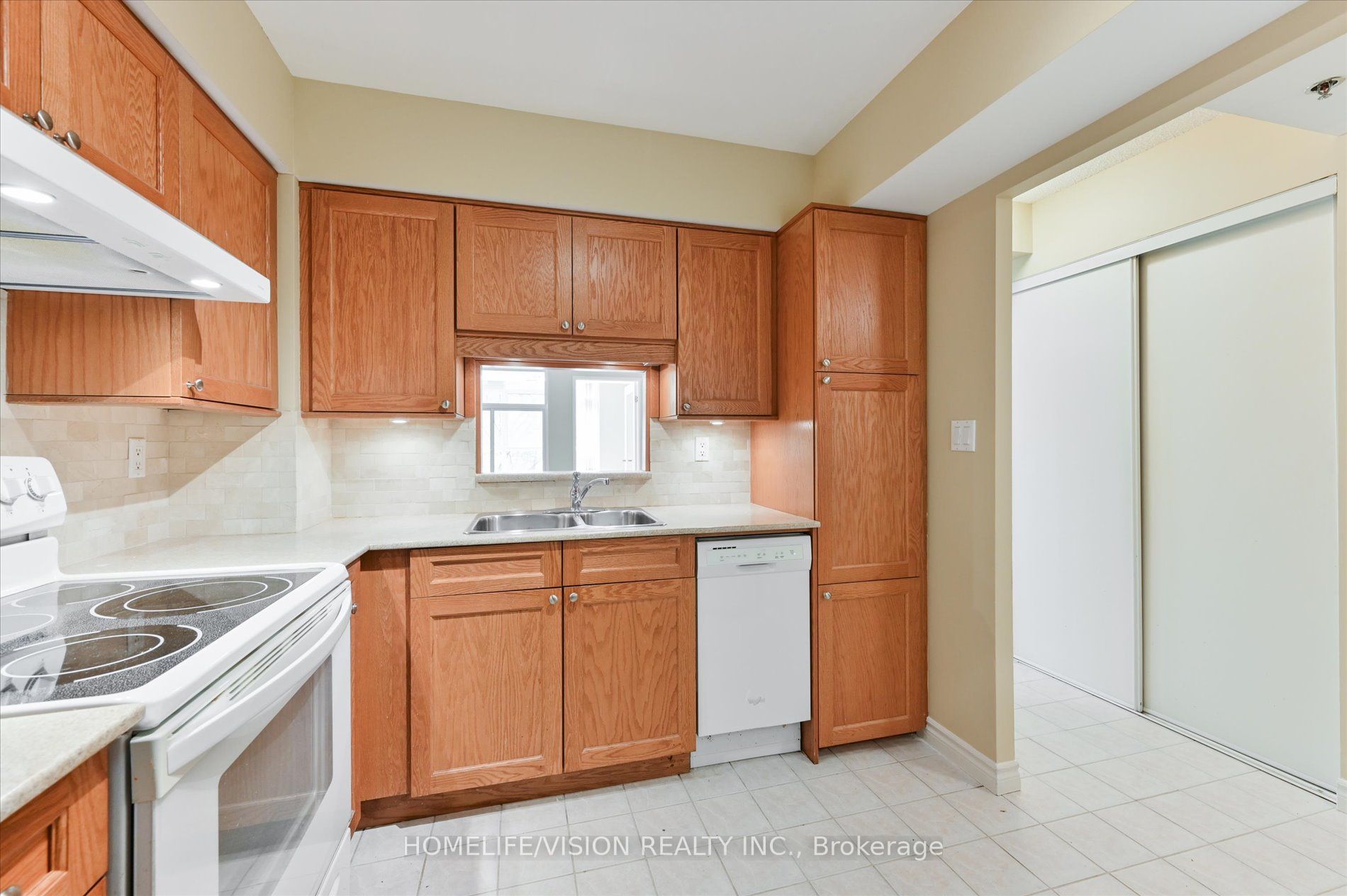 115 Bonis Avenue, #308