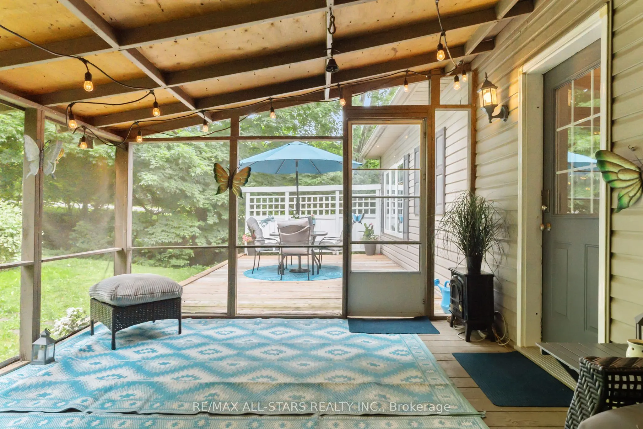 2 Honeys Beach Road