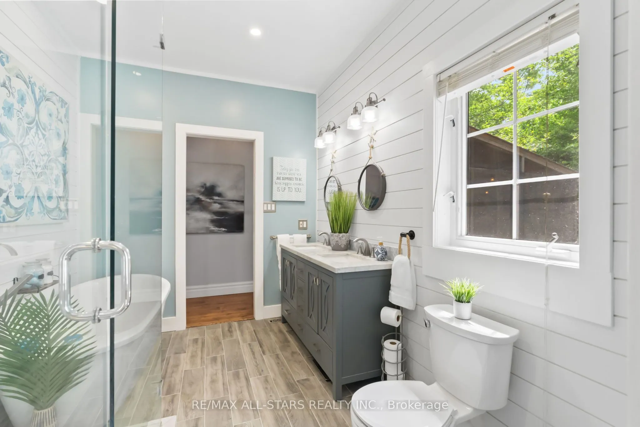 2 Honeys Beach Road