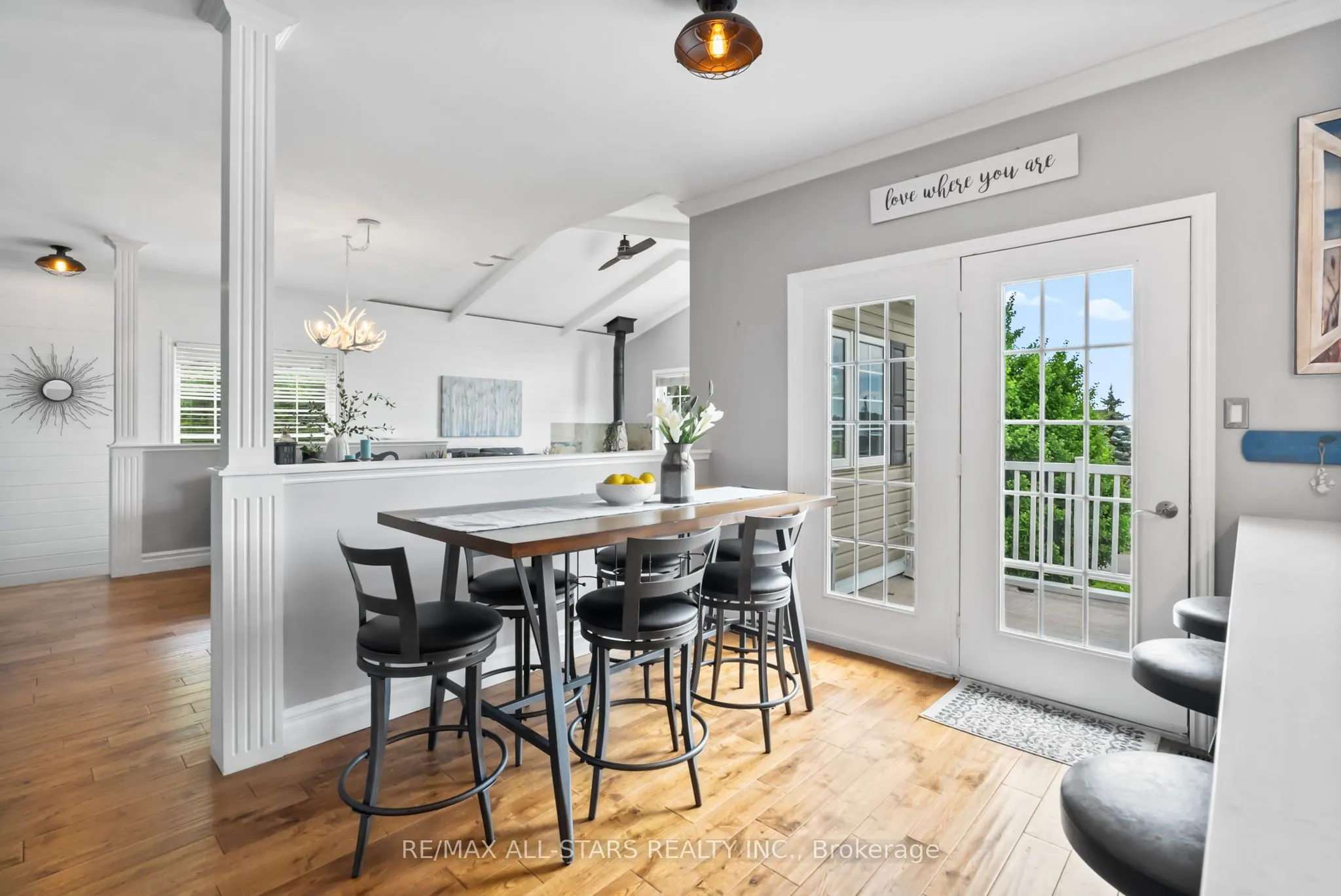 2 Honeys Beach Road