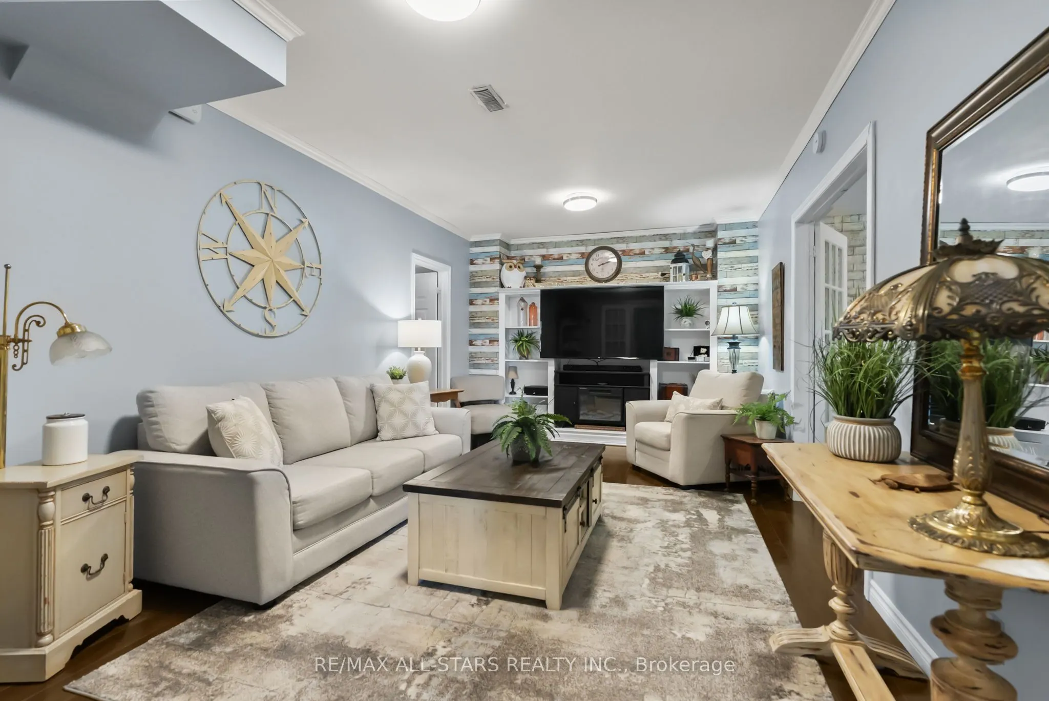 2 Honeys Beach Road