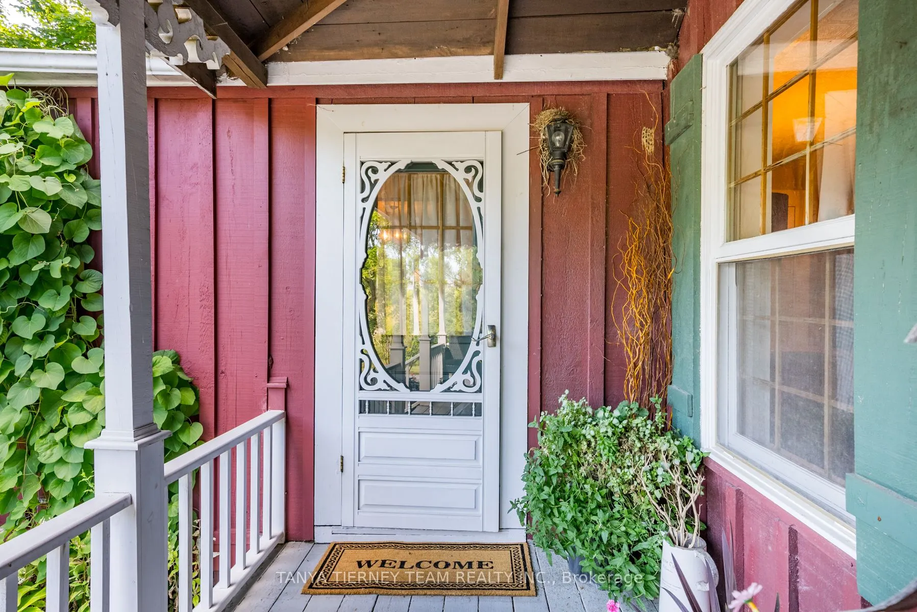 130 Myrtle Road E