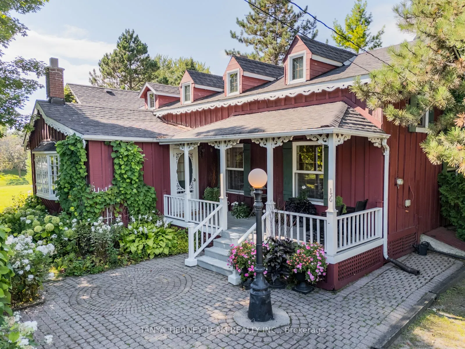 130 Myrtle Road E