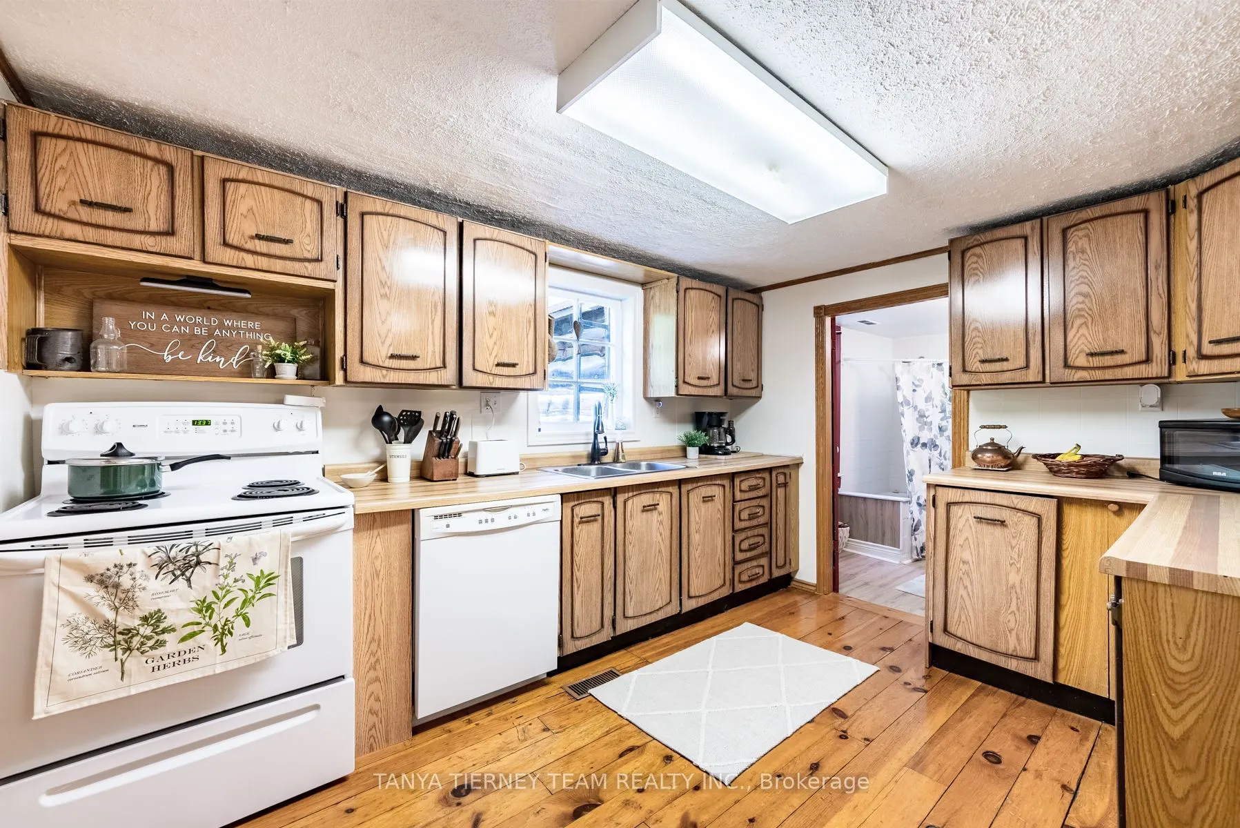 130 Myrtle Road E