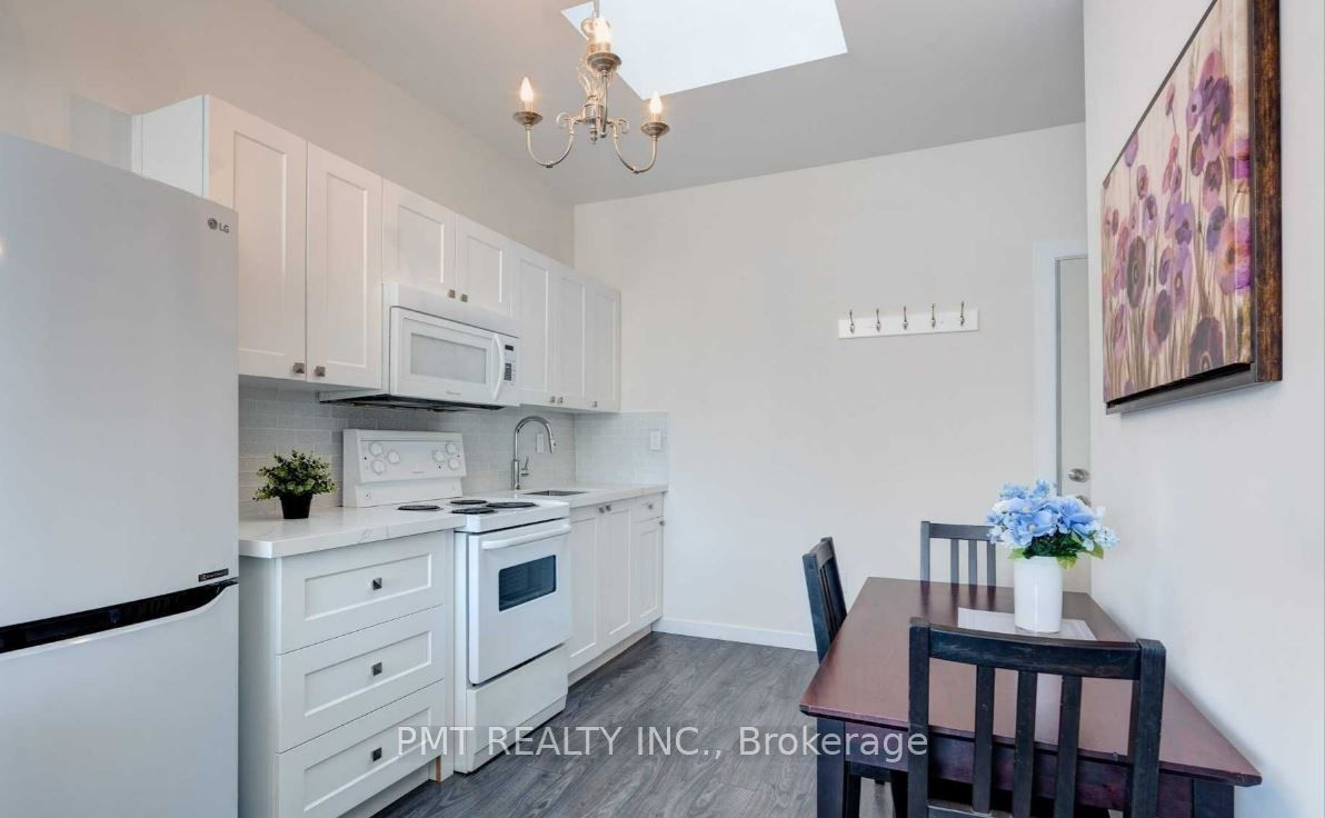 3224 Danforth Avenue, #2