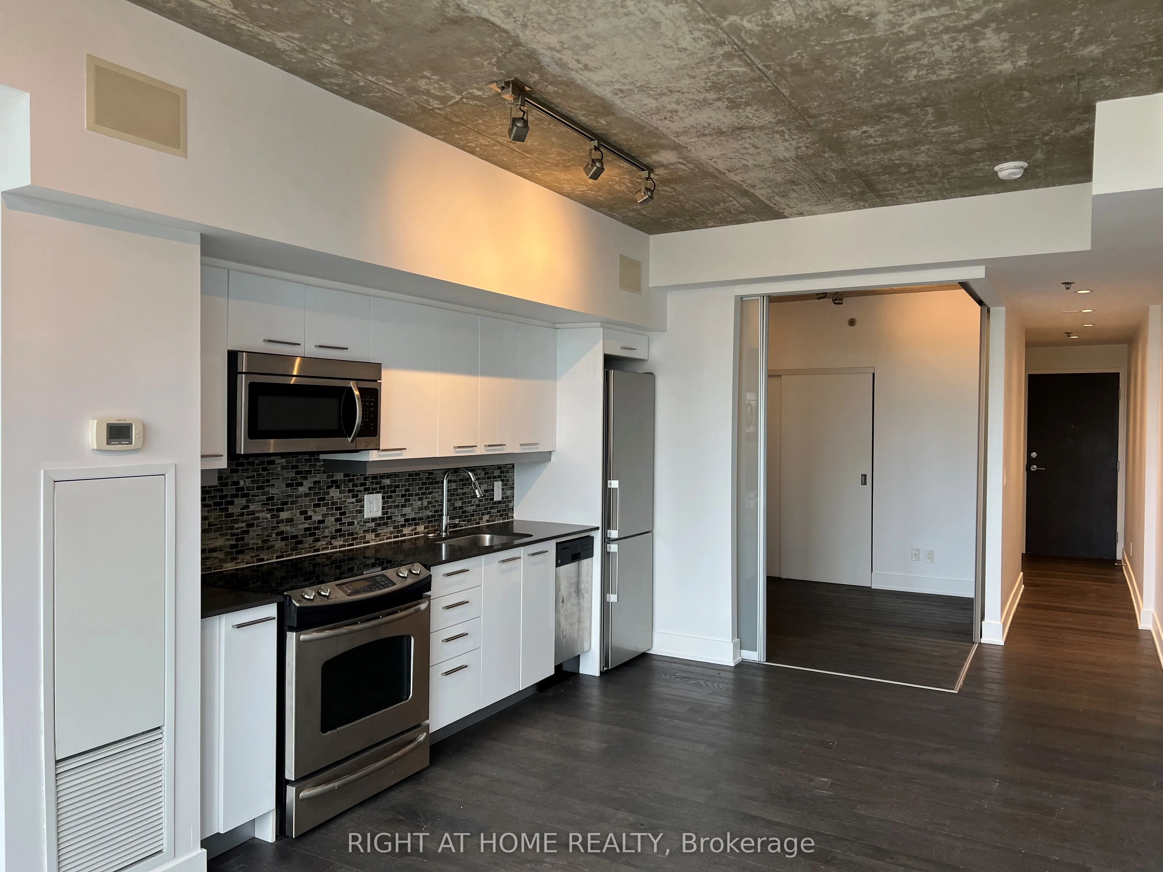 630 Queen Street E #407