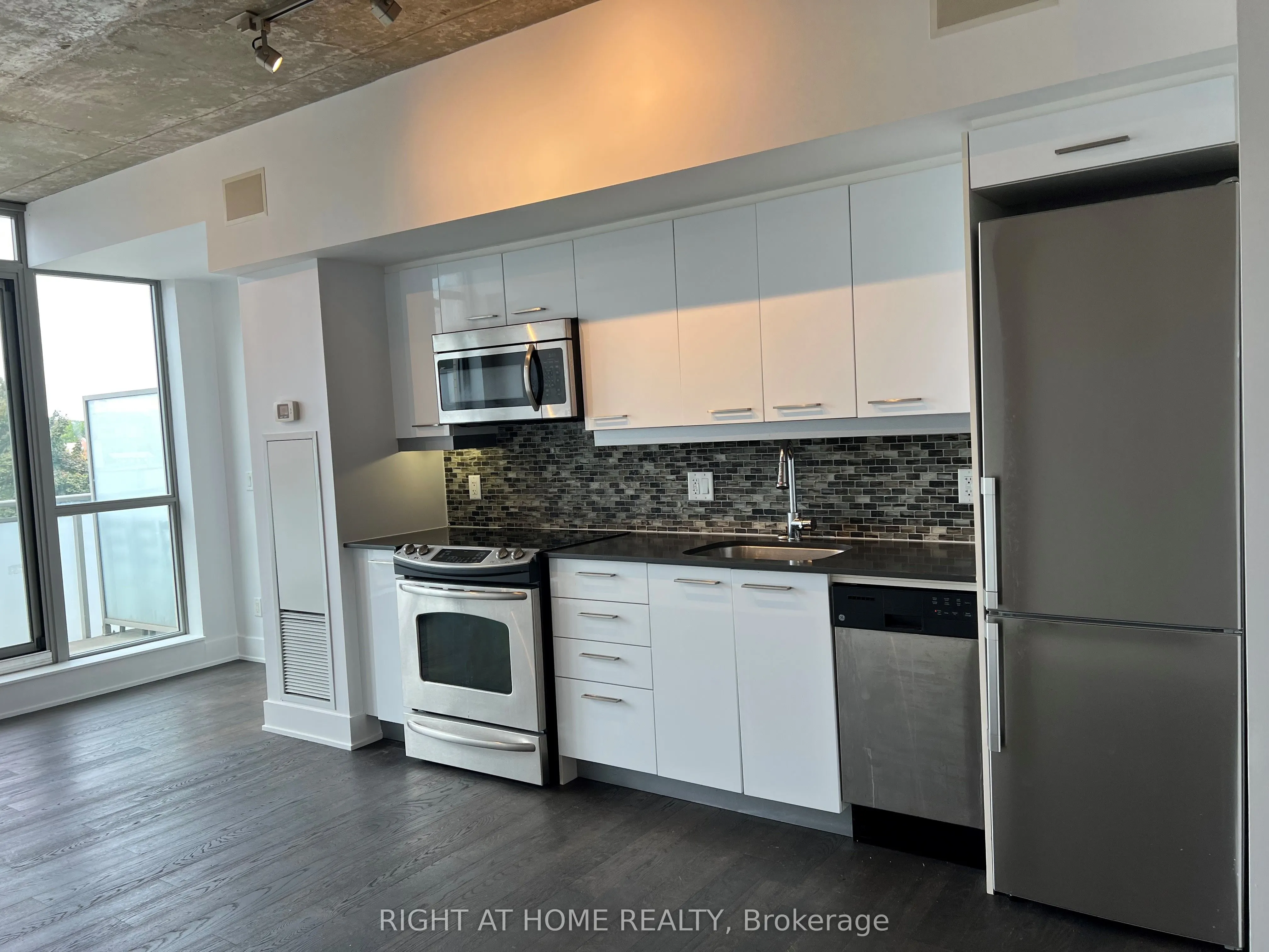 630 Queen Street E #407