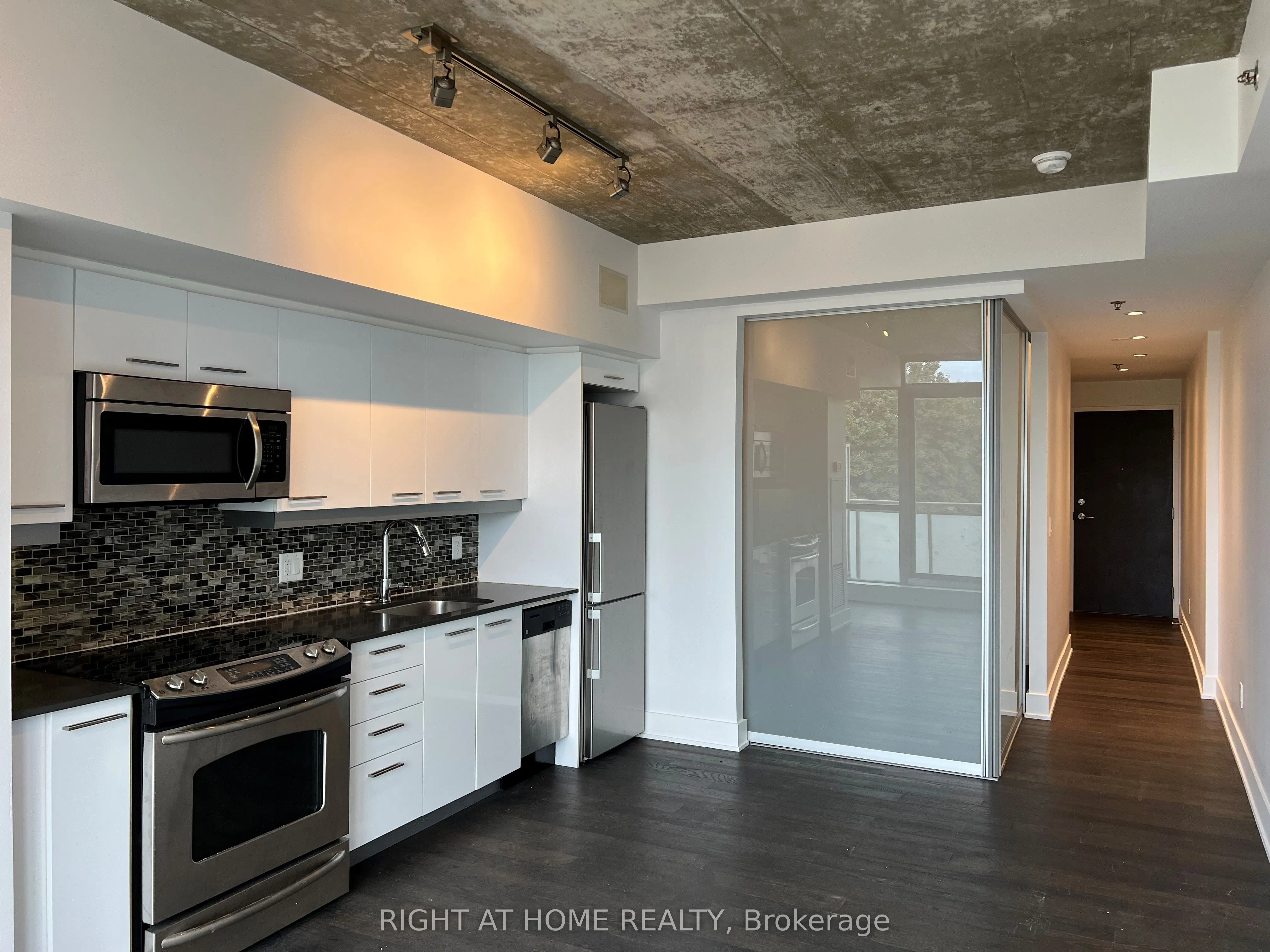 630 Queen Street E #407