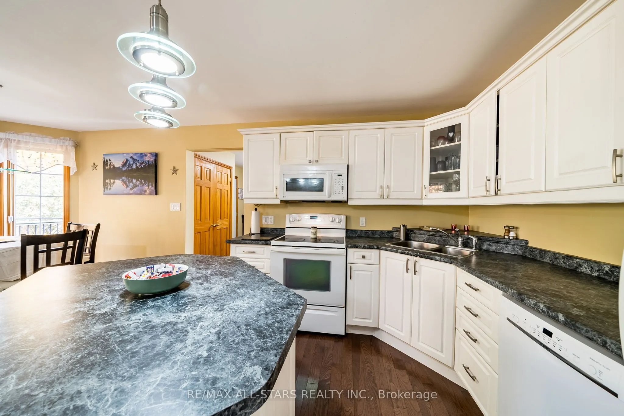 100 Snow Ridge Court
