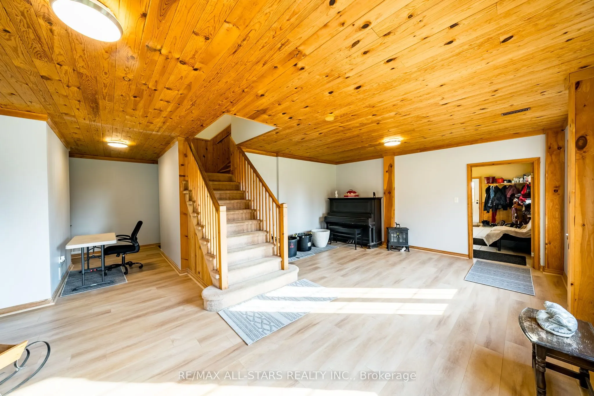 100 Snow Ridge Court