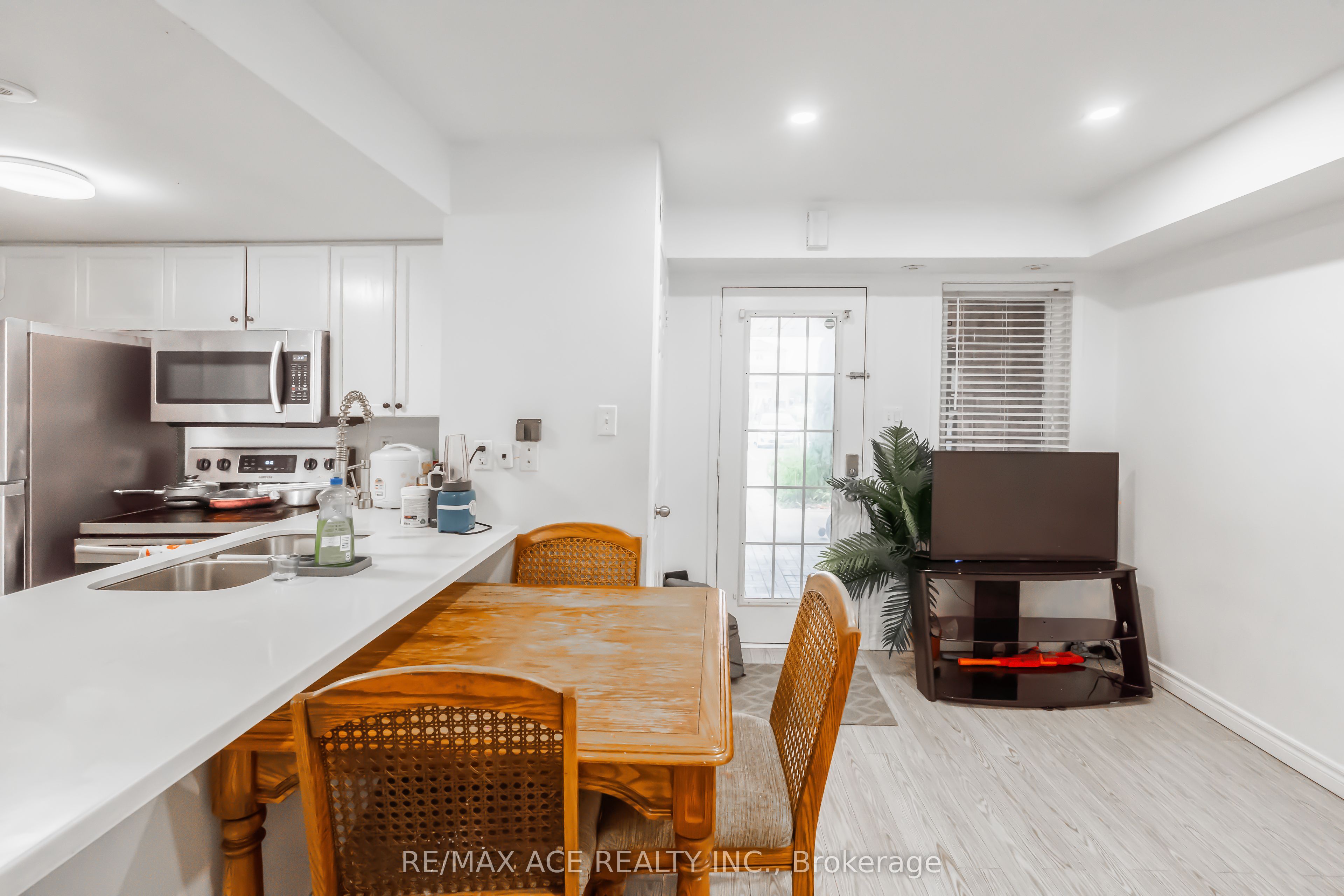 200 Mclevin Avenue #29