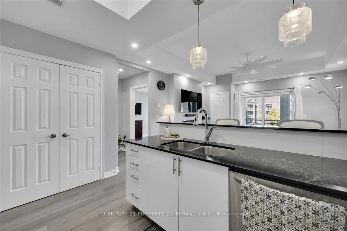 650 Gordon Street, #303