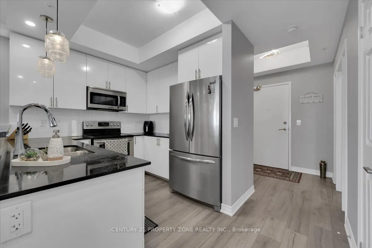 650 Gordon Street, #303