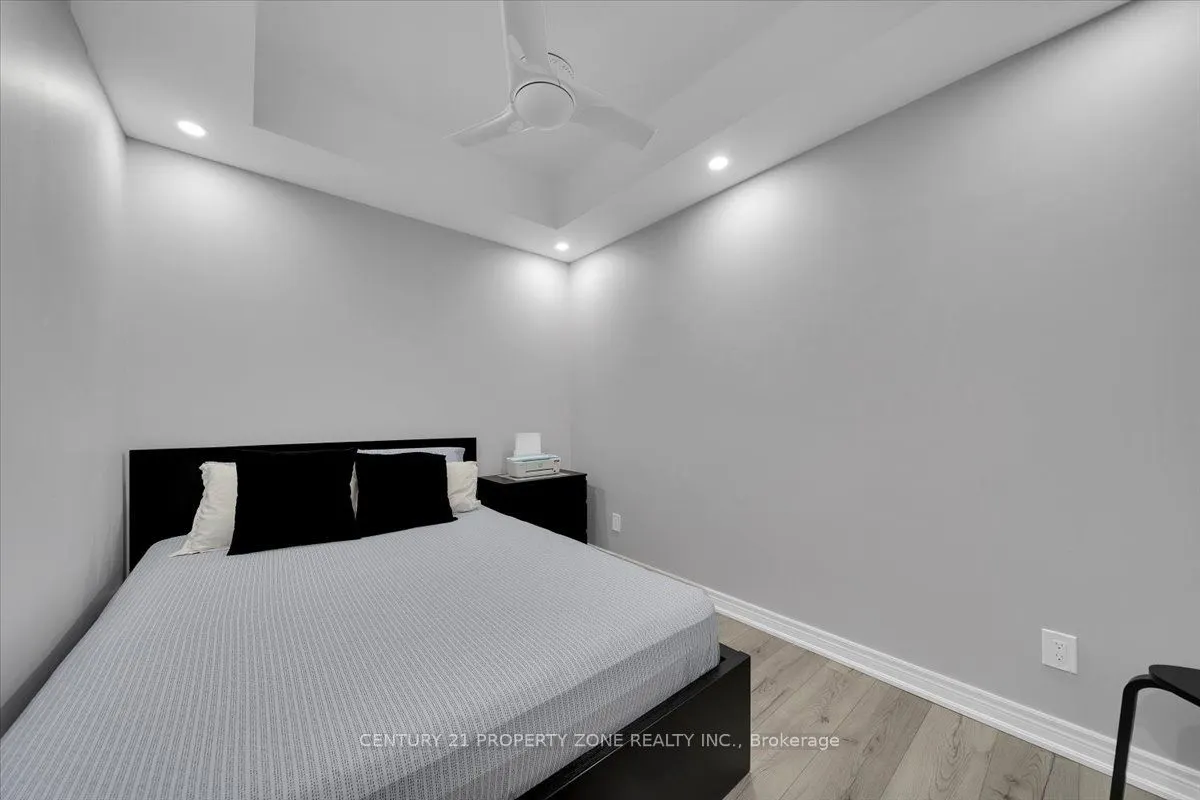 650 Gordon Street, #303