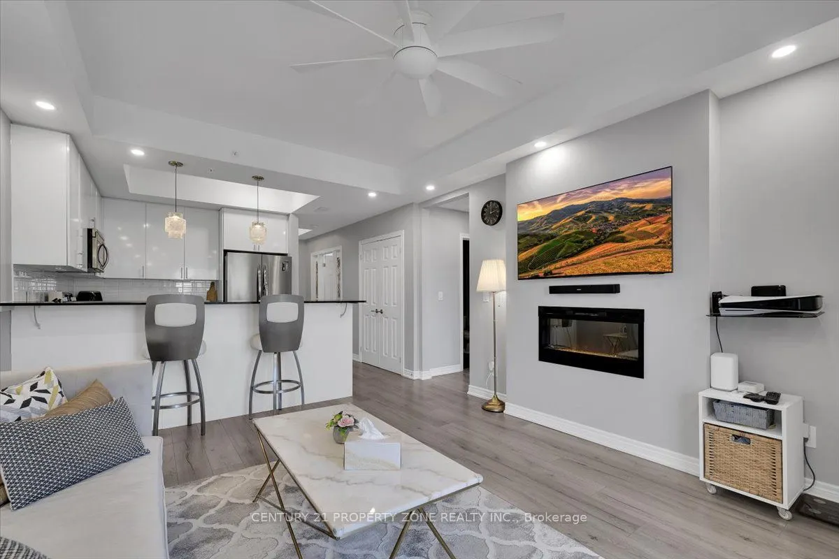 650 Gordon Street, #303