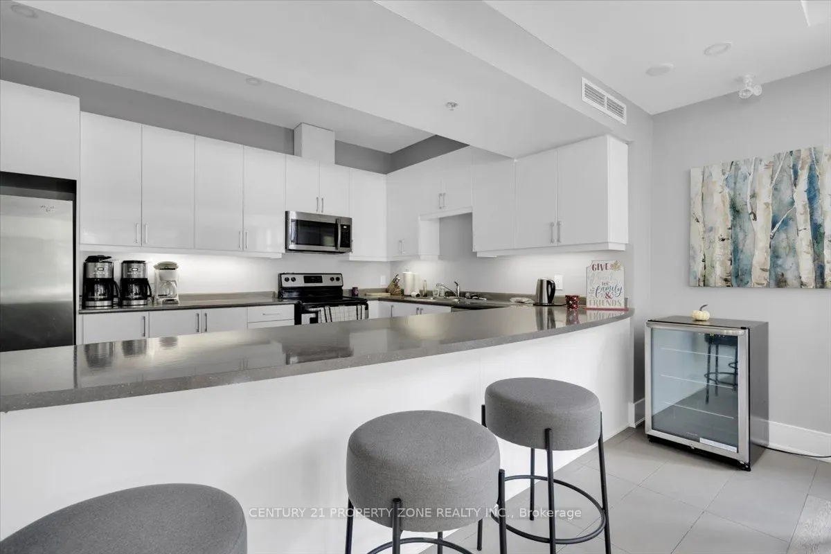 650 Gordon Street, #303