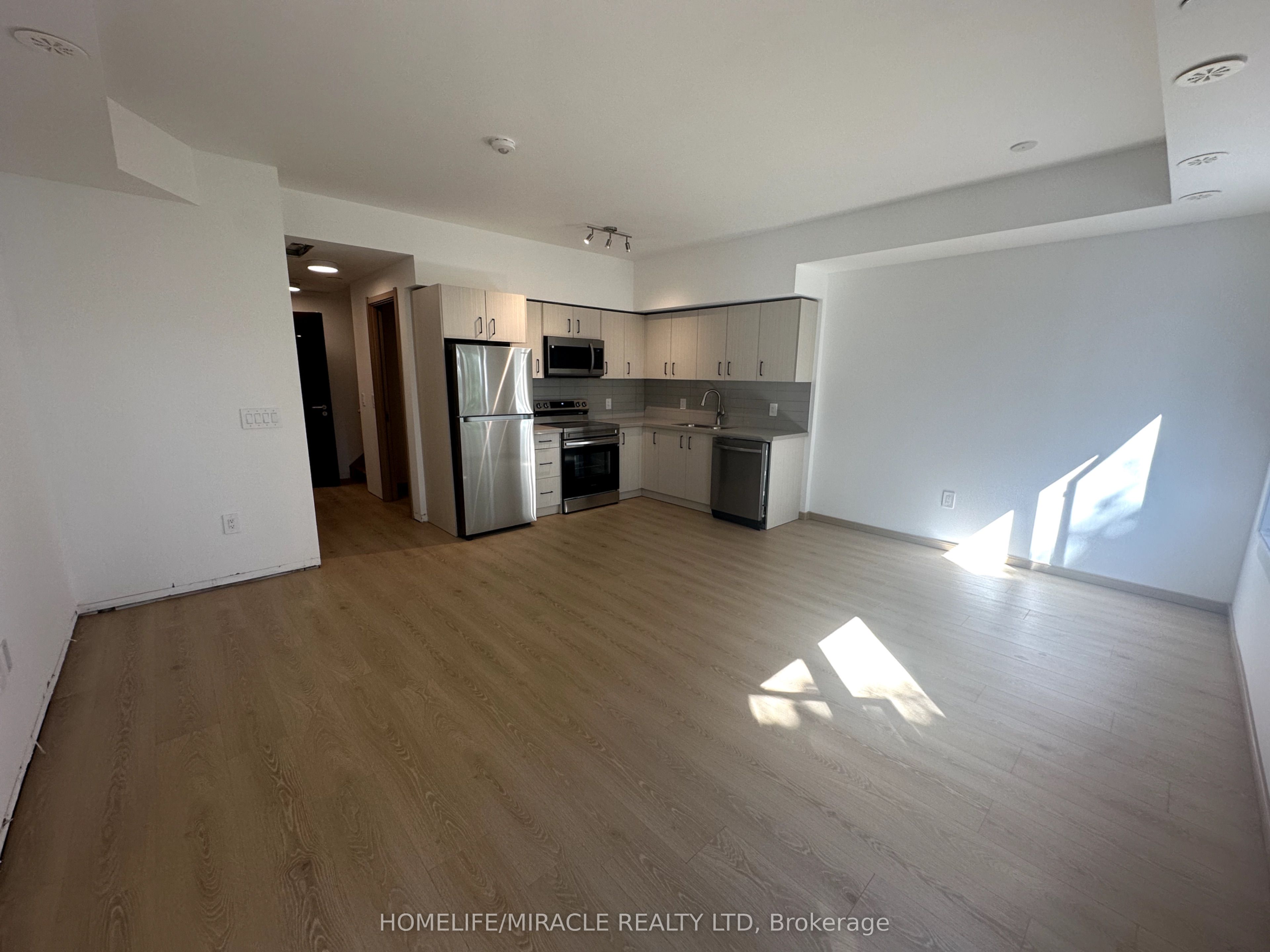 3425 Sheppard Avenue E, #C3-312
