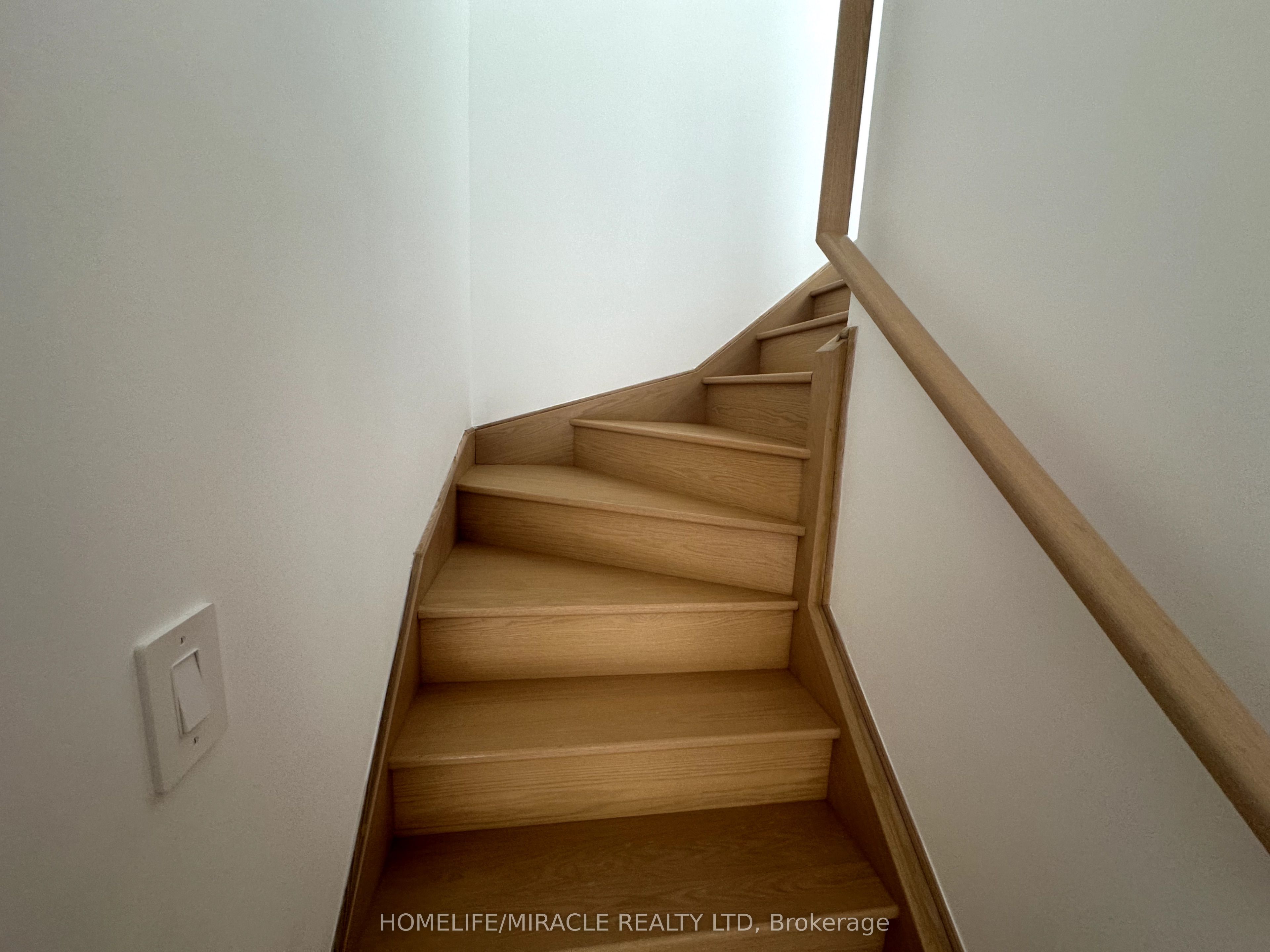 3425 Sheppard Avenue E, #C3-312