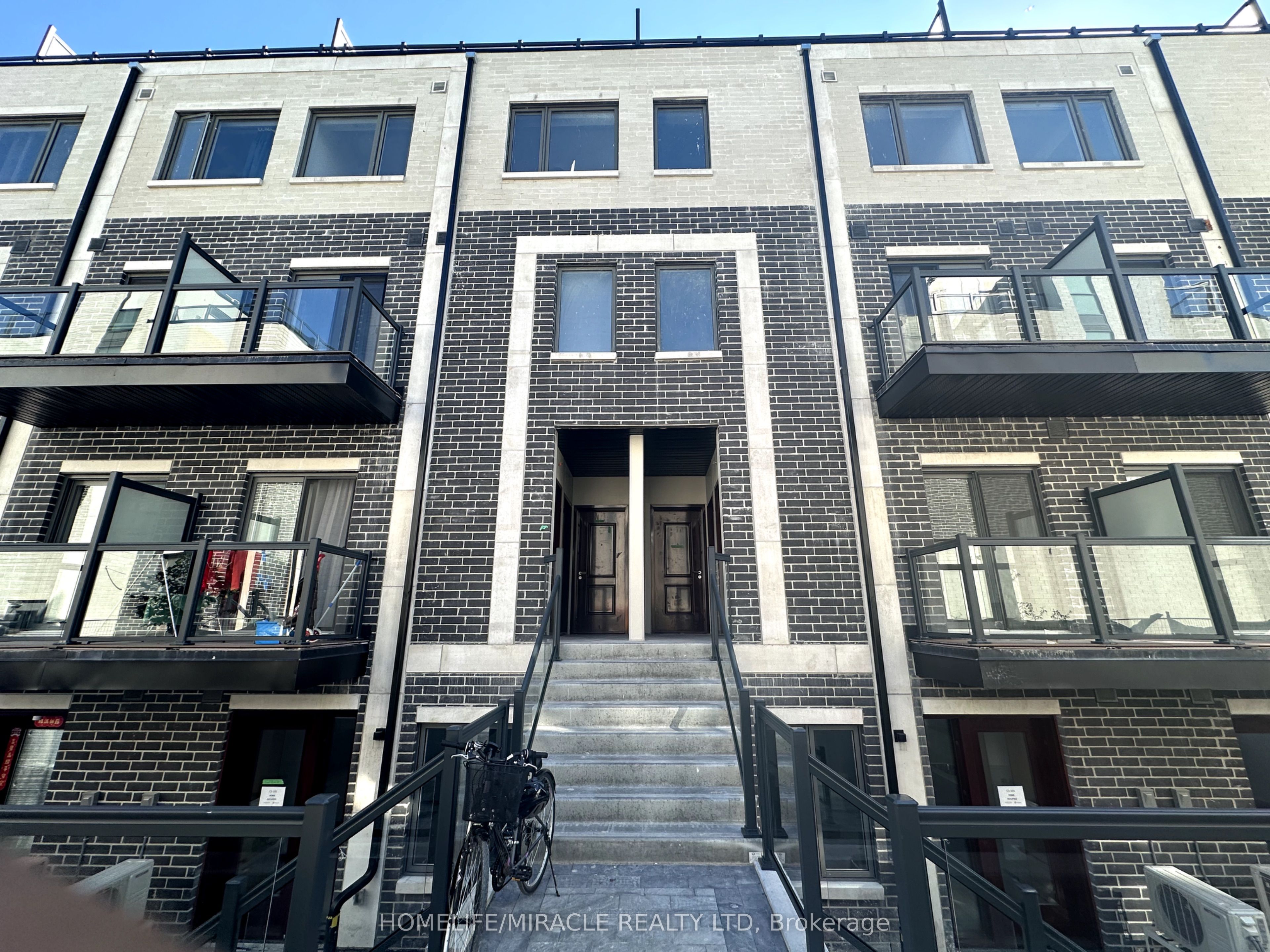 3425 Sheppard Avenue E, #C3-312