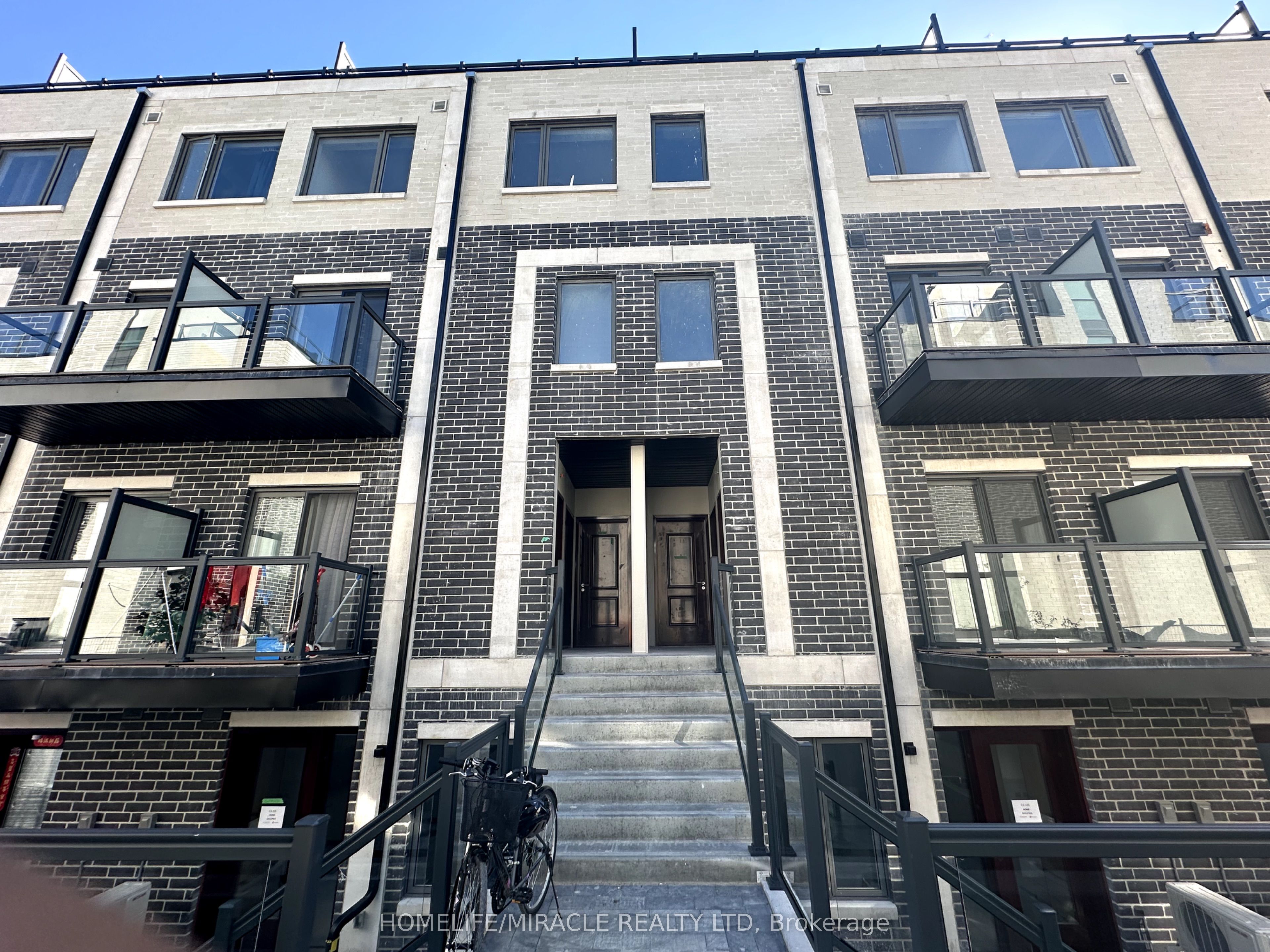3425 Sheppard Avenue E, #C3-312