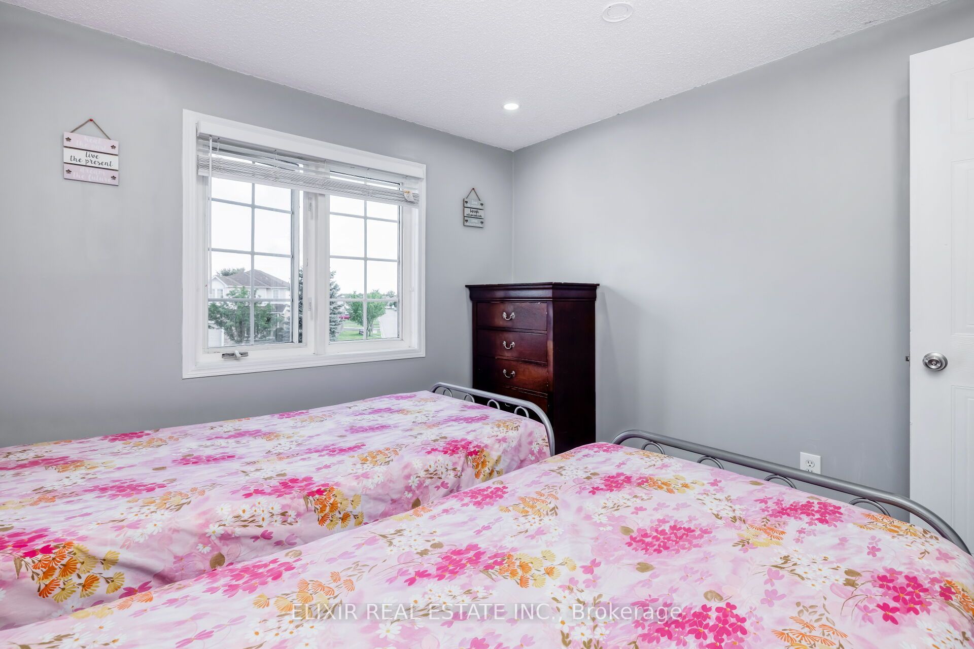 1875 Dalhousie Crescent