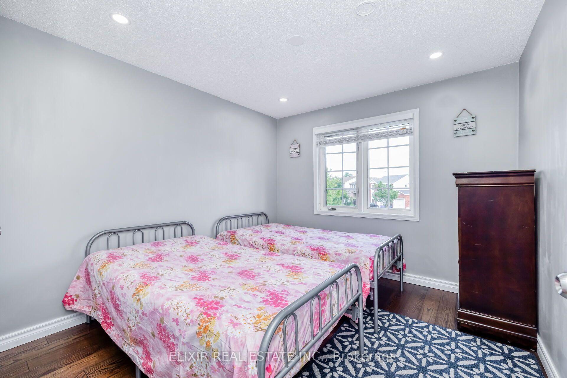 1875 Dalhousie Crescent