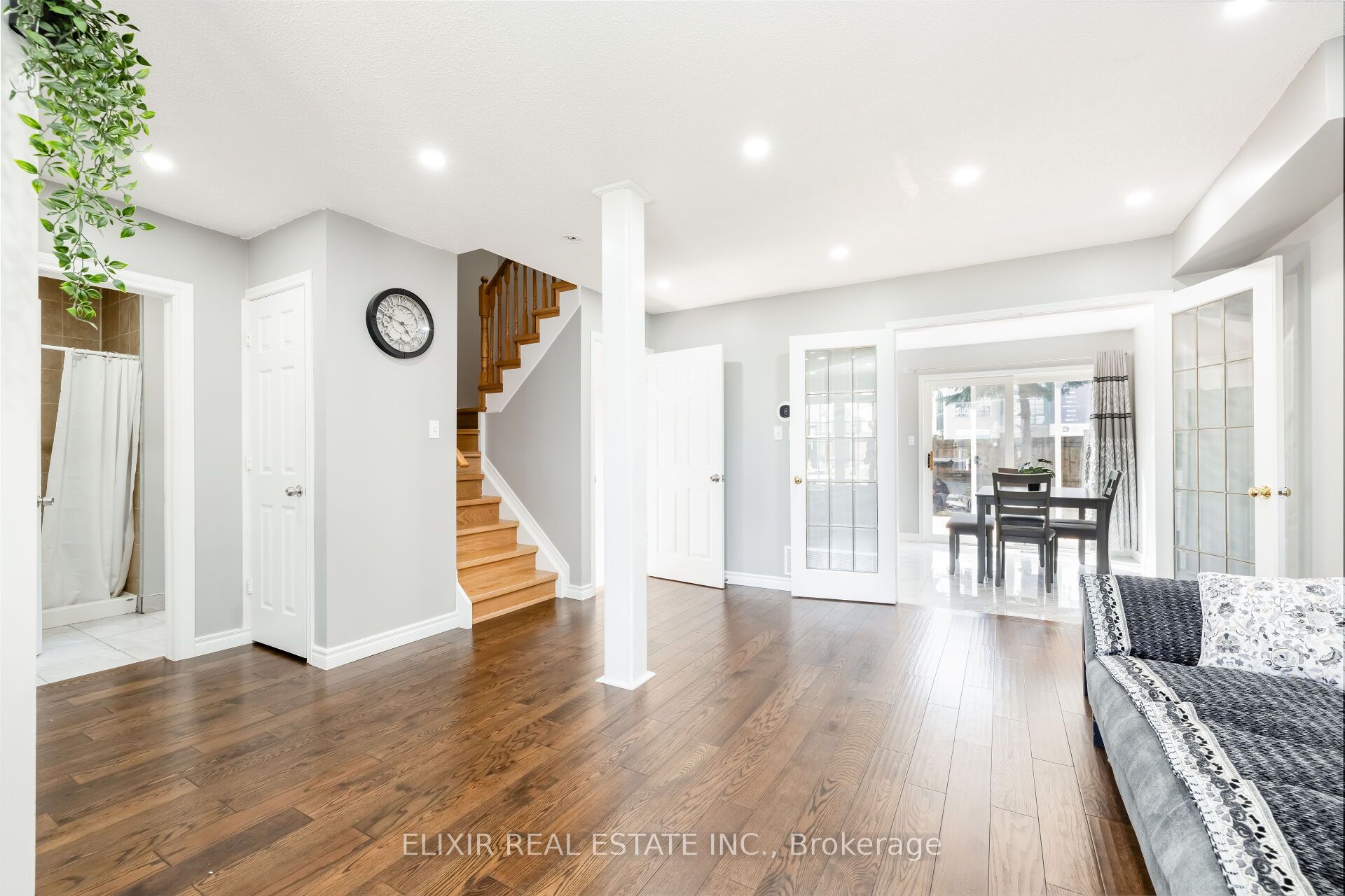 1875 Dalhousie Crescent