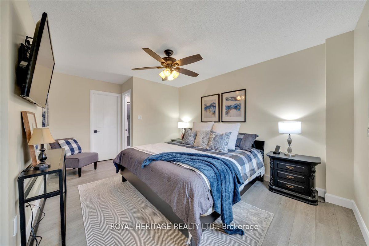 107 Clayton Crescent