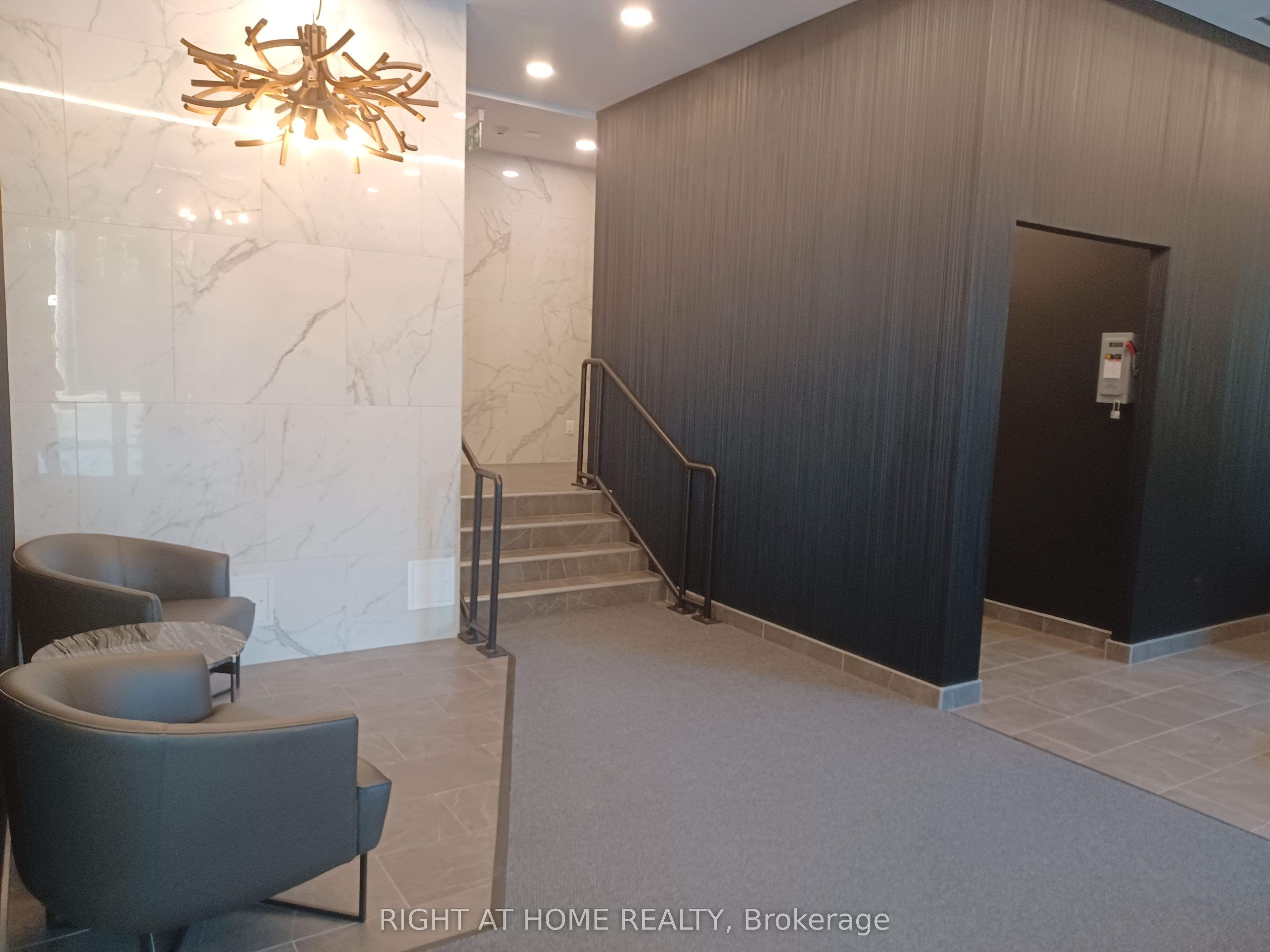 1400 Kingston Road #501