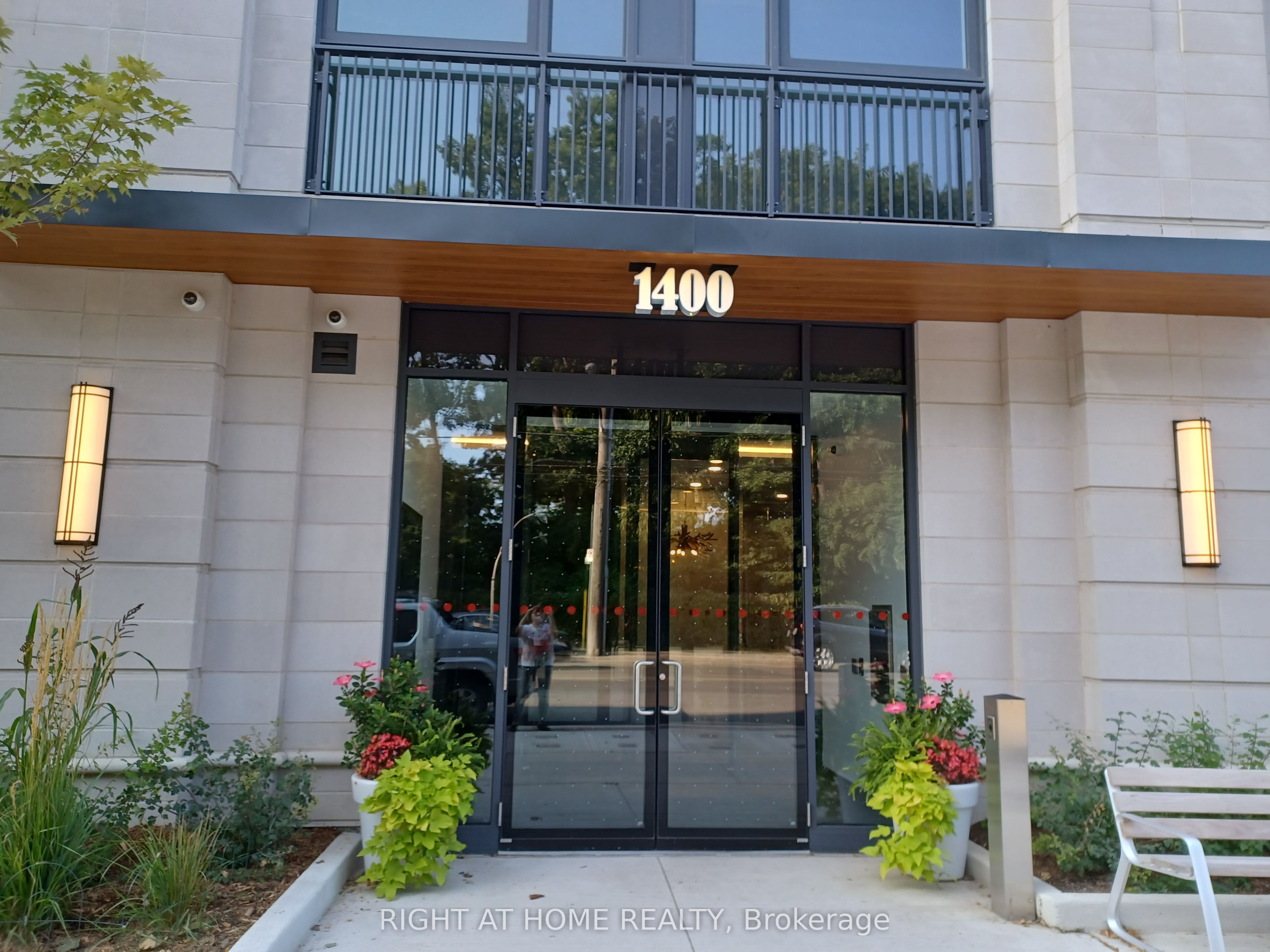 1400 Kingston Road #501