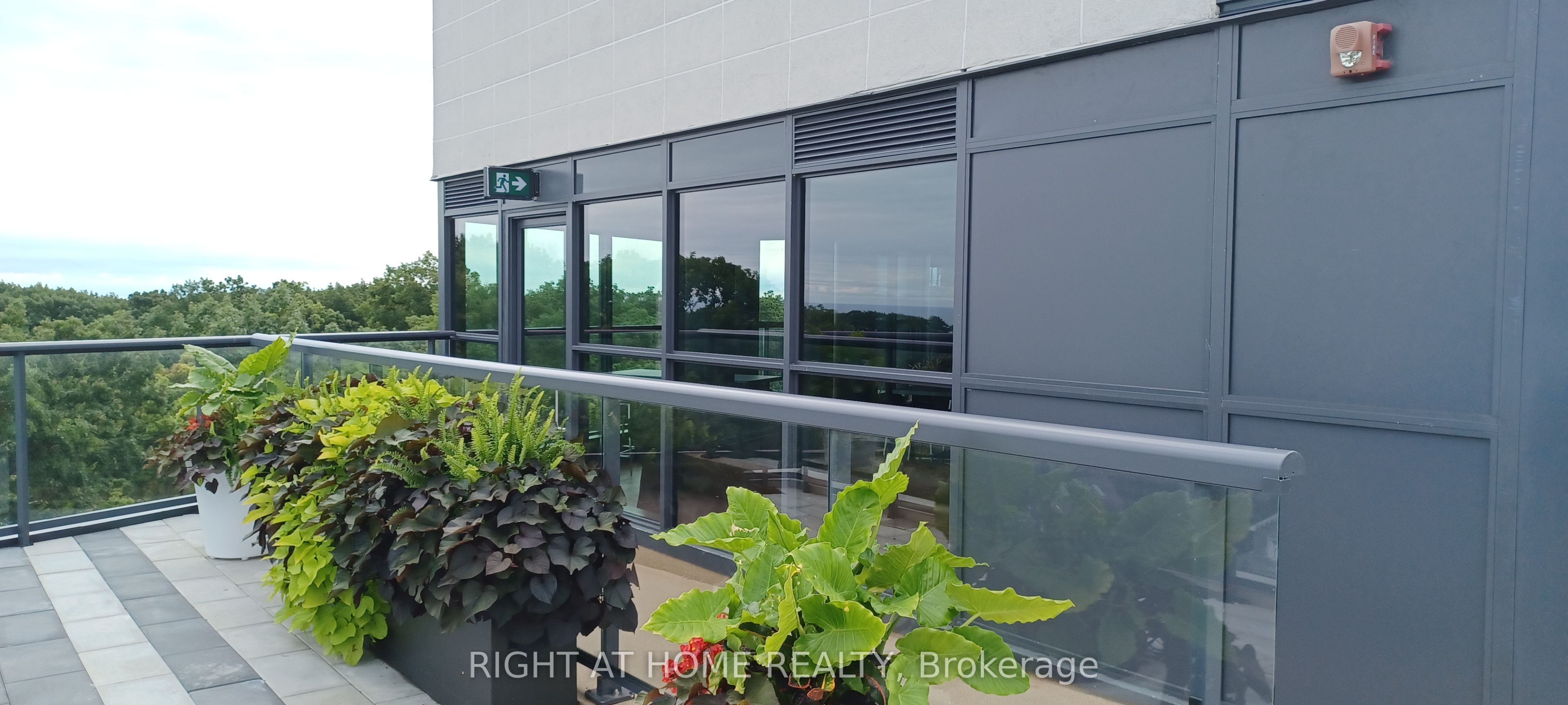 1400 Kingston Road #501