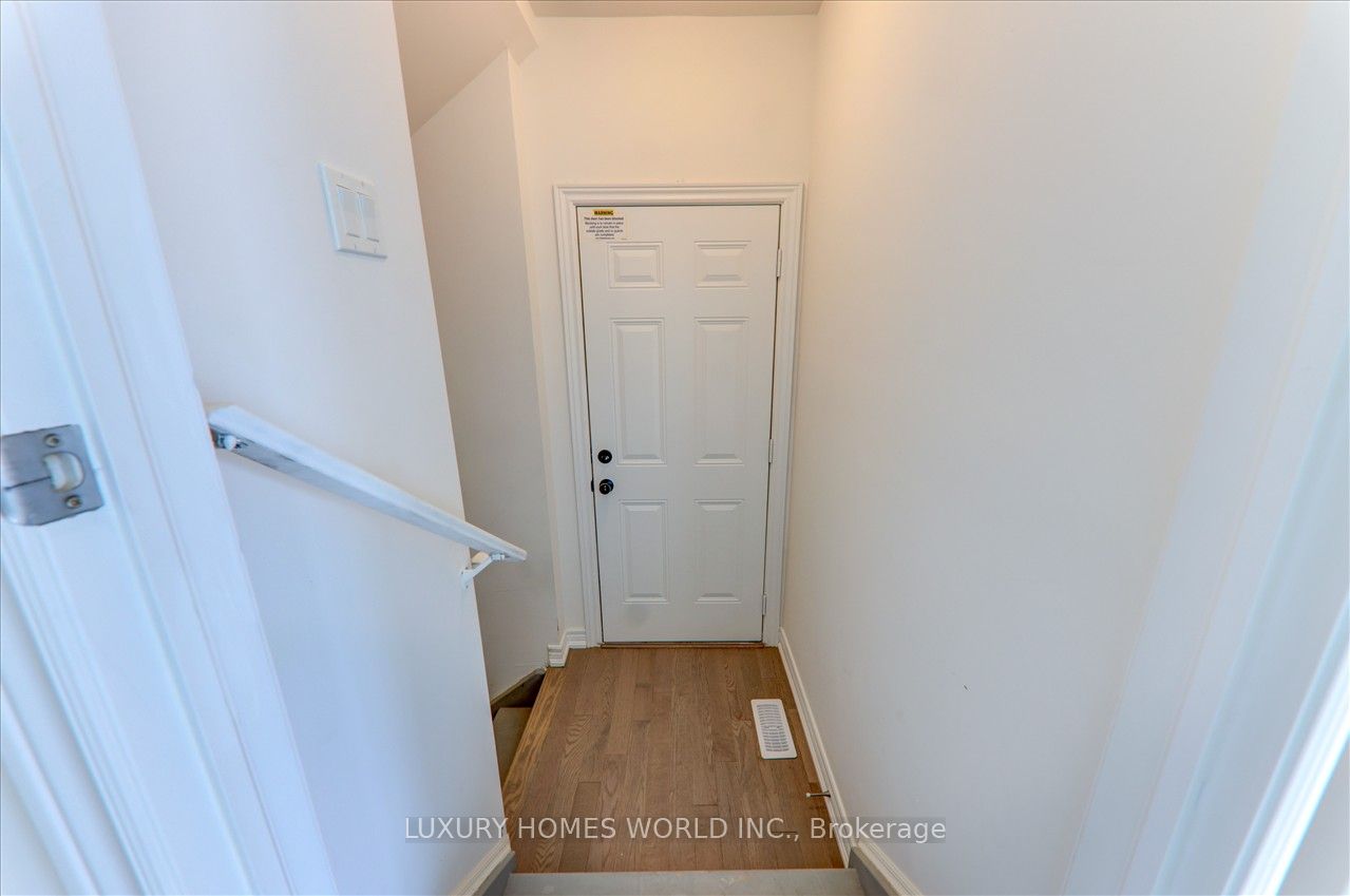 85 Armilia Place