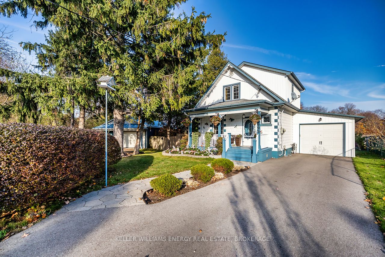 995 Cedar Street
