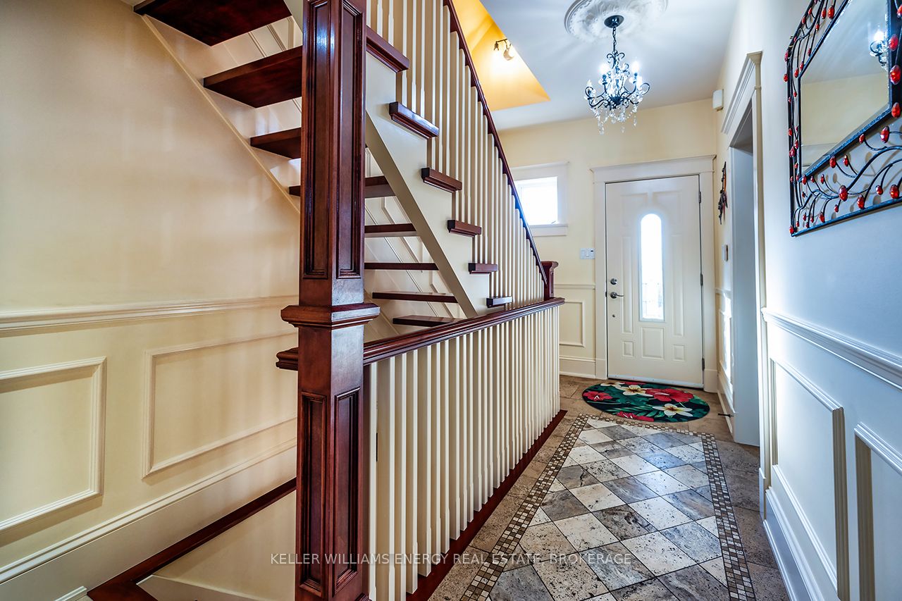 995 Cedar Street