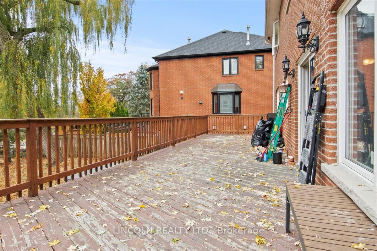 458 Rougemount Drive
