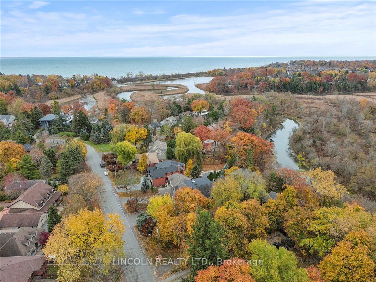 458 Rougemount Drive