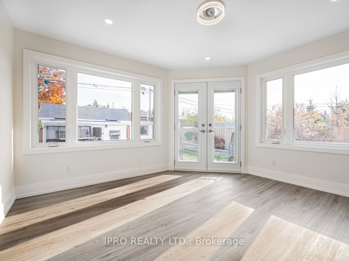55 Lilian Drive