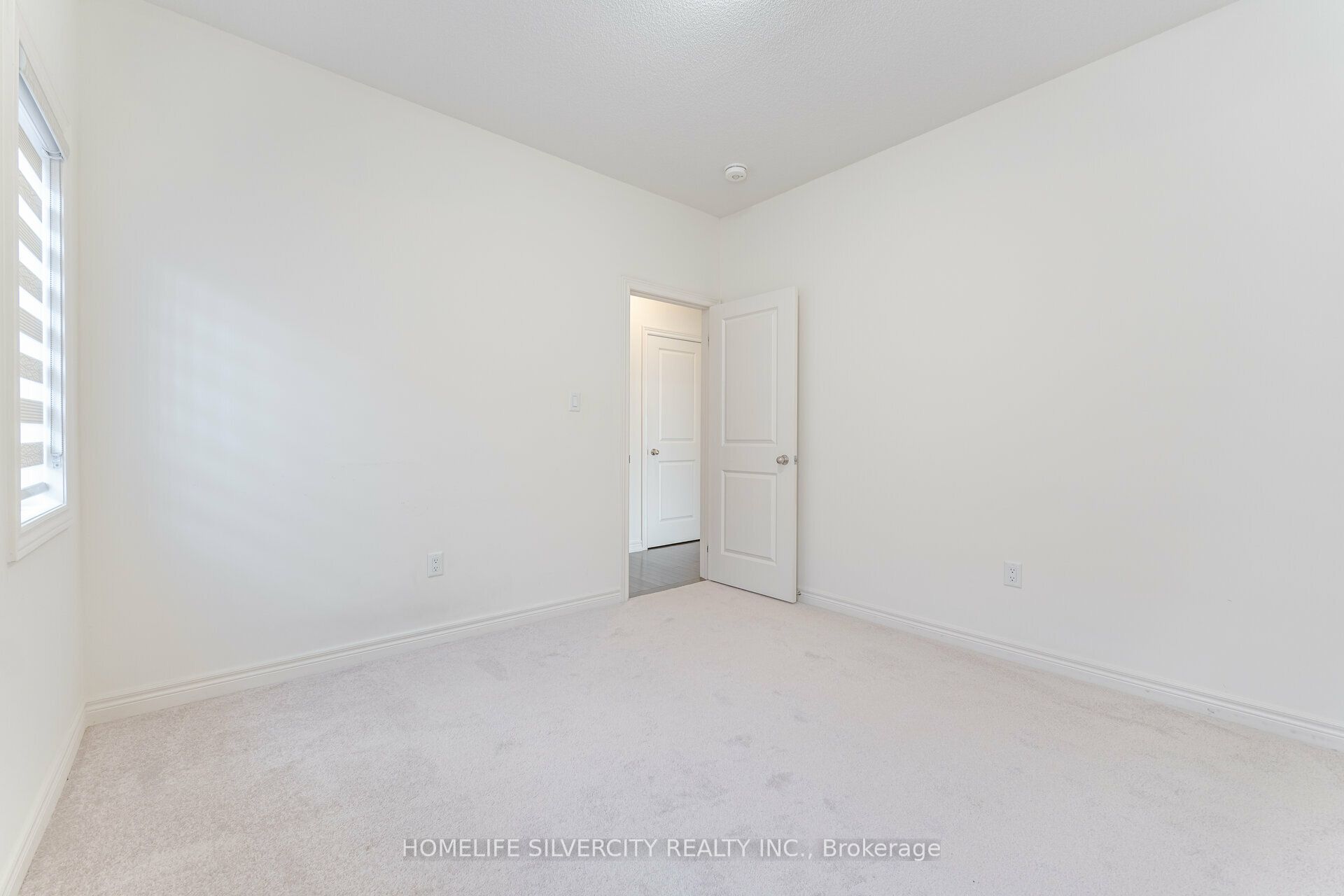 24 Dumaine Street