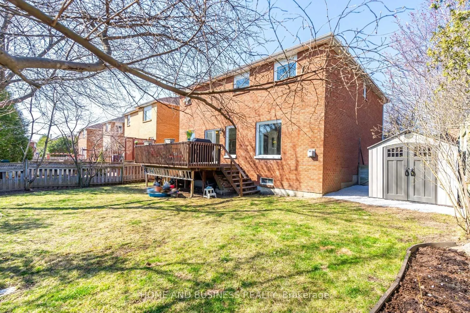 9 Shipp Crescent