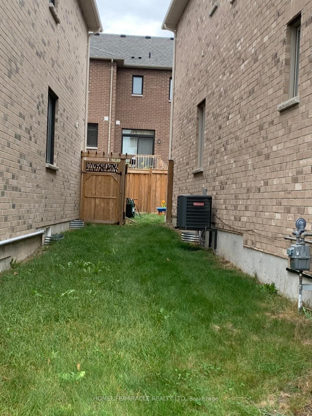 1164 Cactus Crescent
