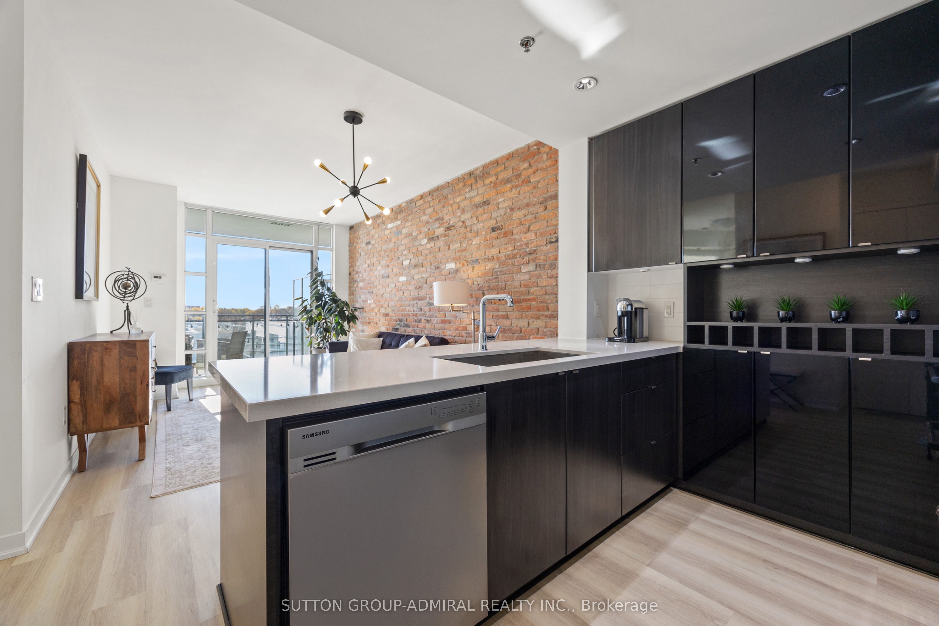 88 Colgate Avenue, #519