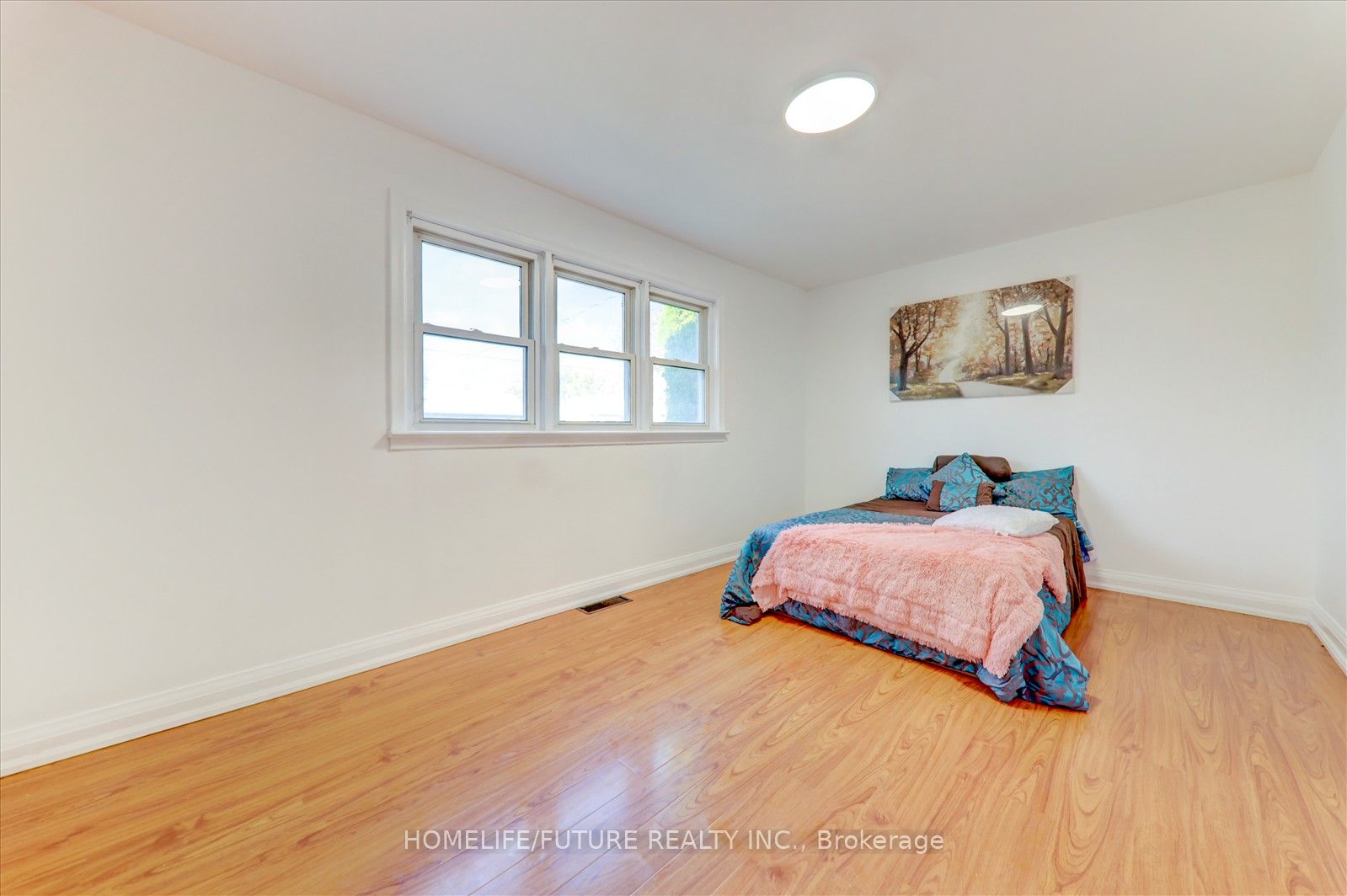437 Fairleigh Avenue
