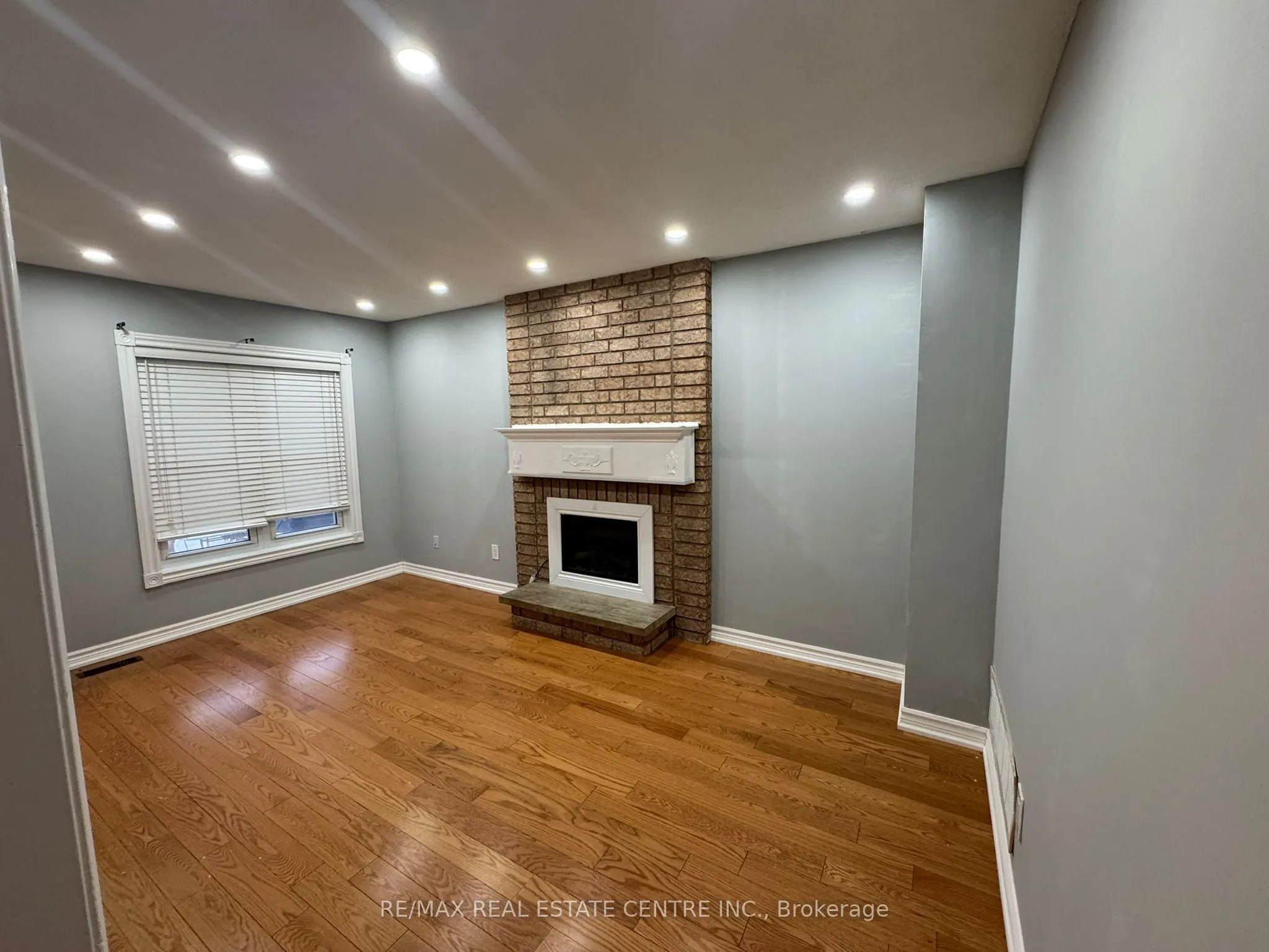 11 Hunter Drive