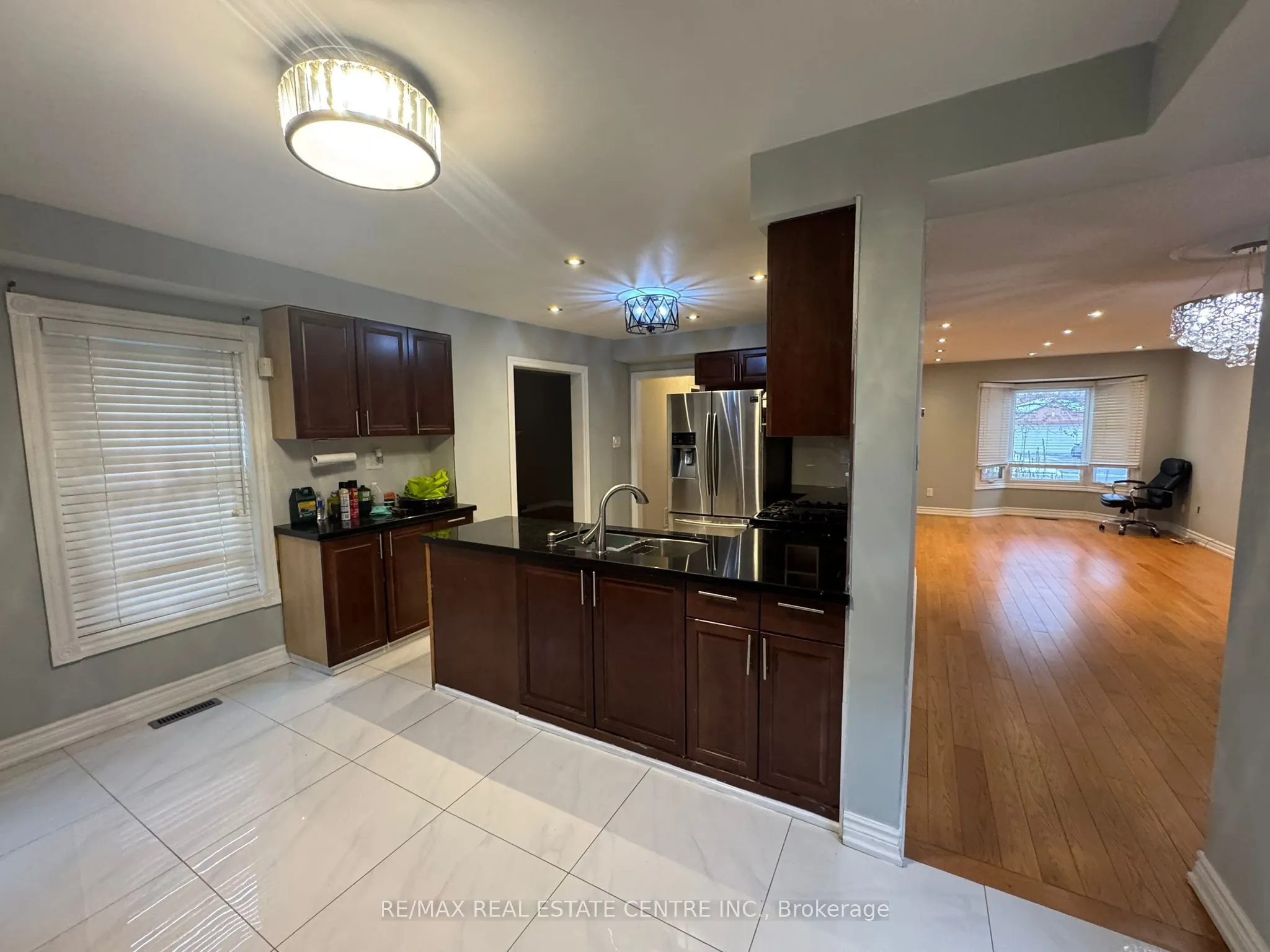 11 Hunter Drive