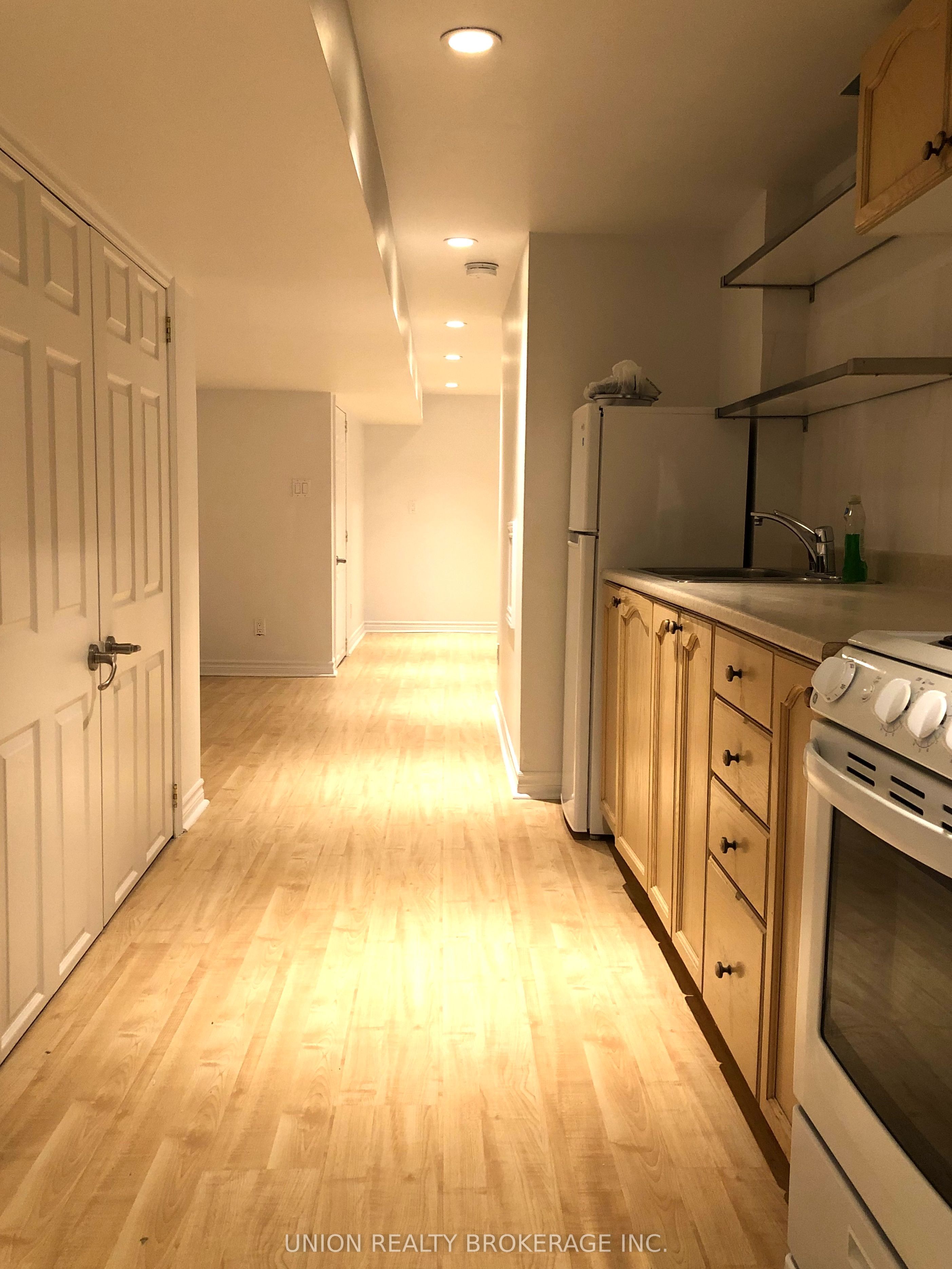 99 Boultbee Avenue, #Lower