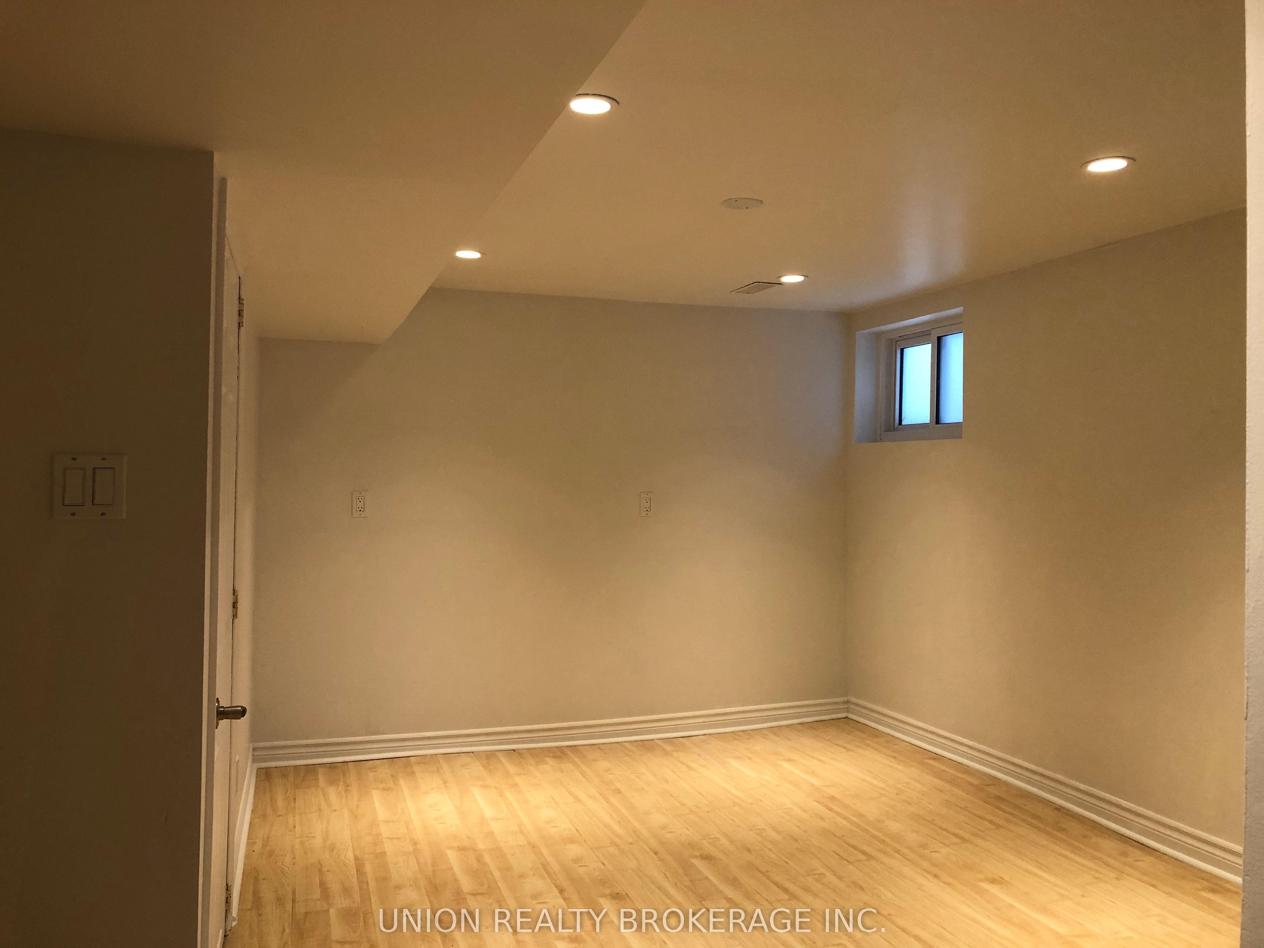 99 Boultbee Avenue, #Lower