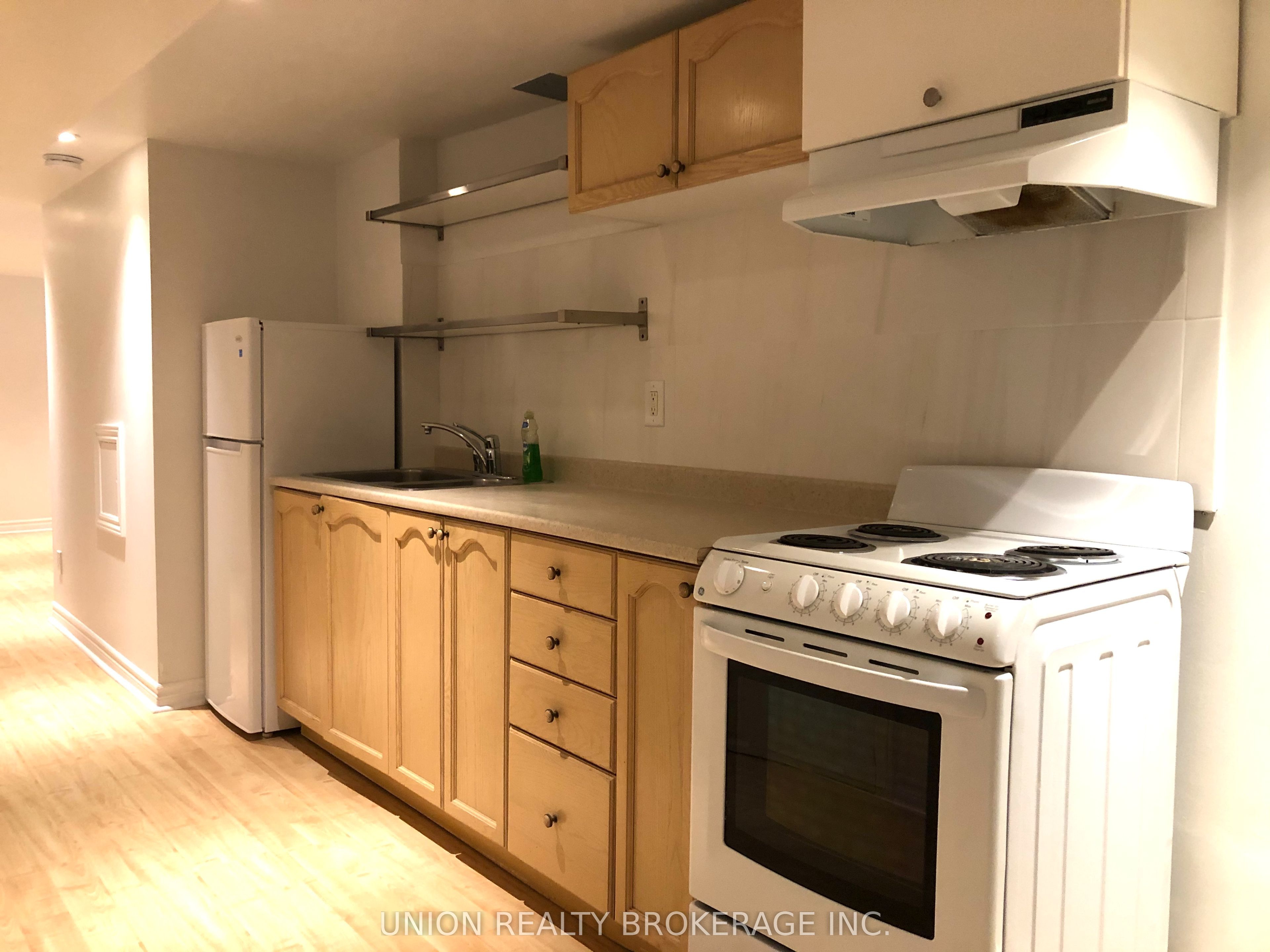 99 Boultbee Avenue, #Lower