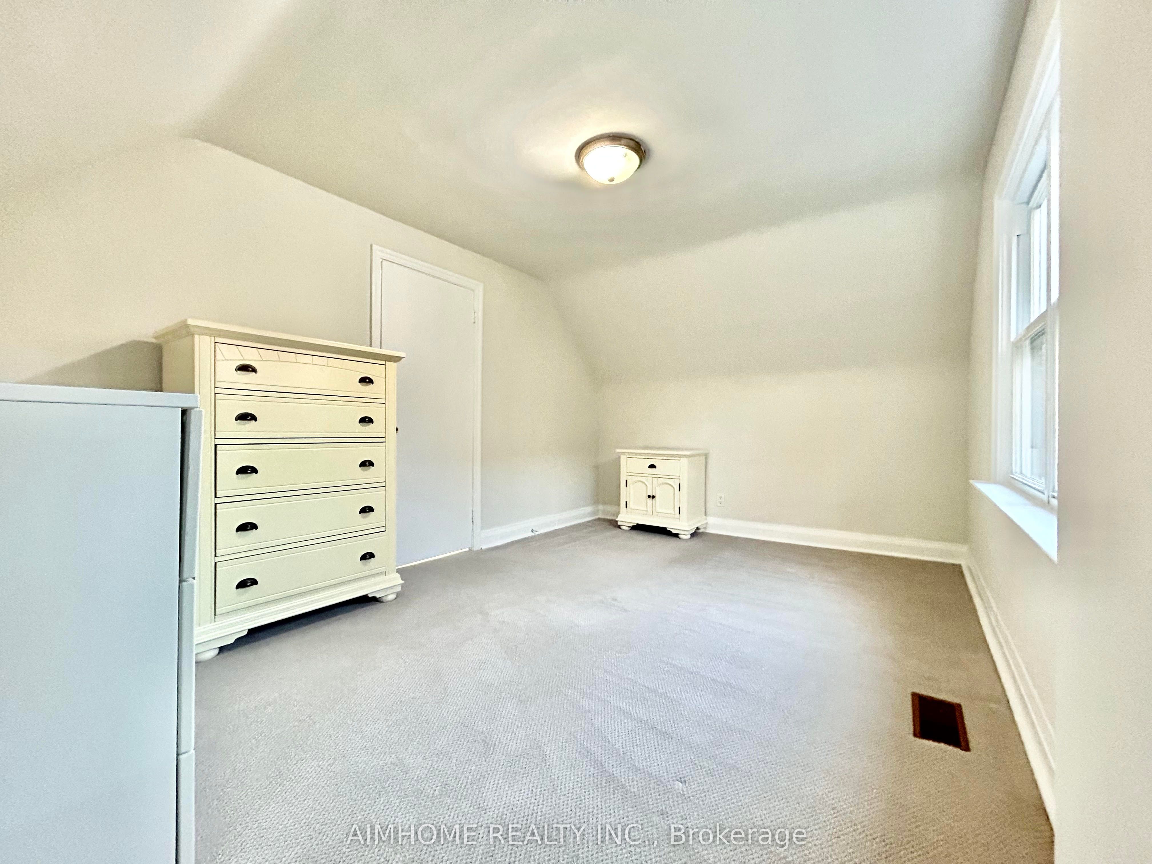 23 Kingswell Crescent