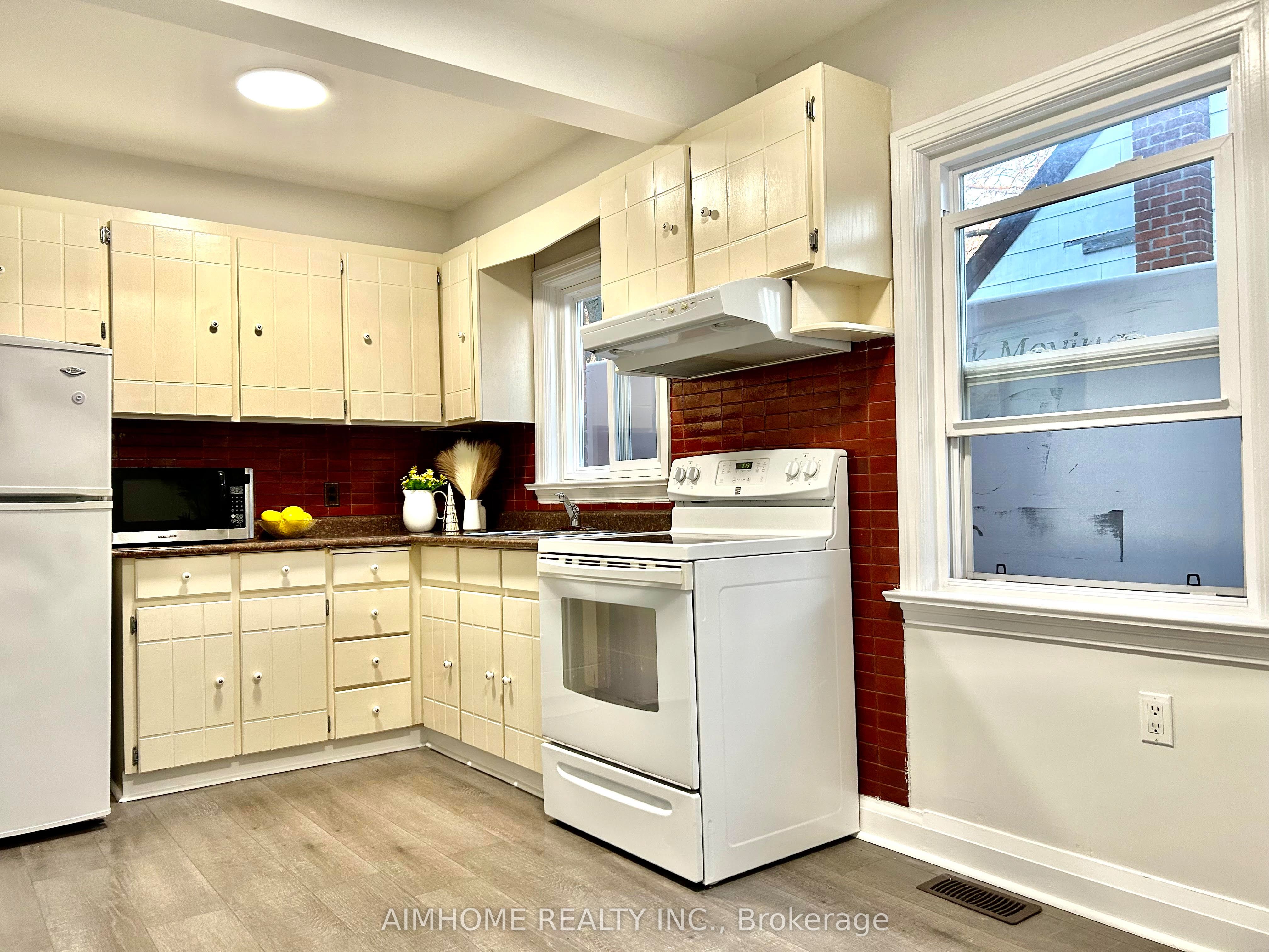 23 Kingswell Crescent